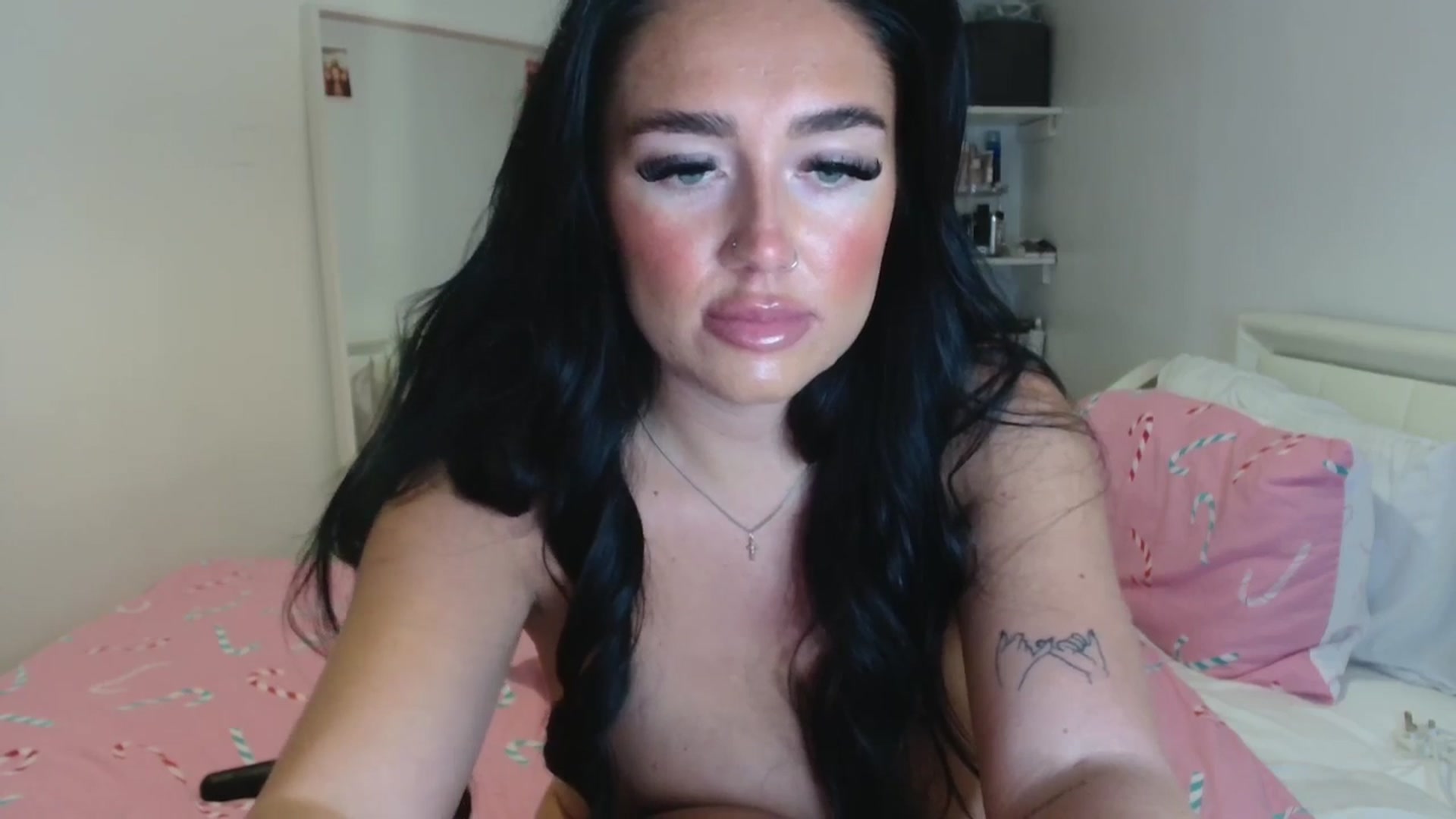 Gallery image thumbnail from ElleBloom's myfreecams stream on, 01/20/2025, 16:47 image 20 of 20
