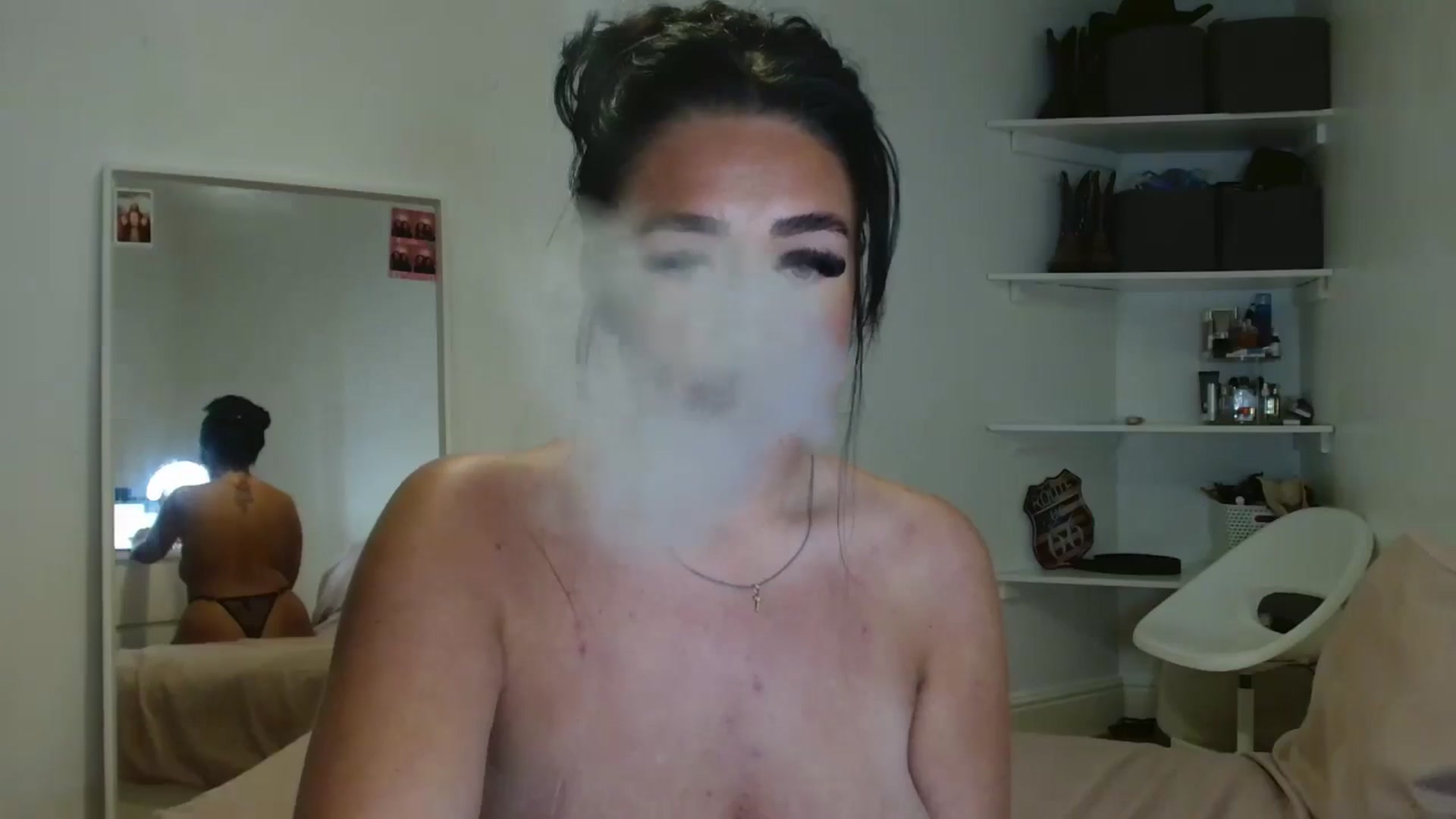 Gallery image thumbnail from ElleBloom's myfreecams stream on, 02/08/2025, 24:38 image 16 of 20