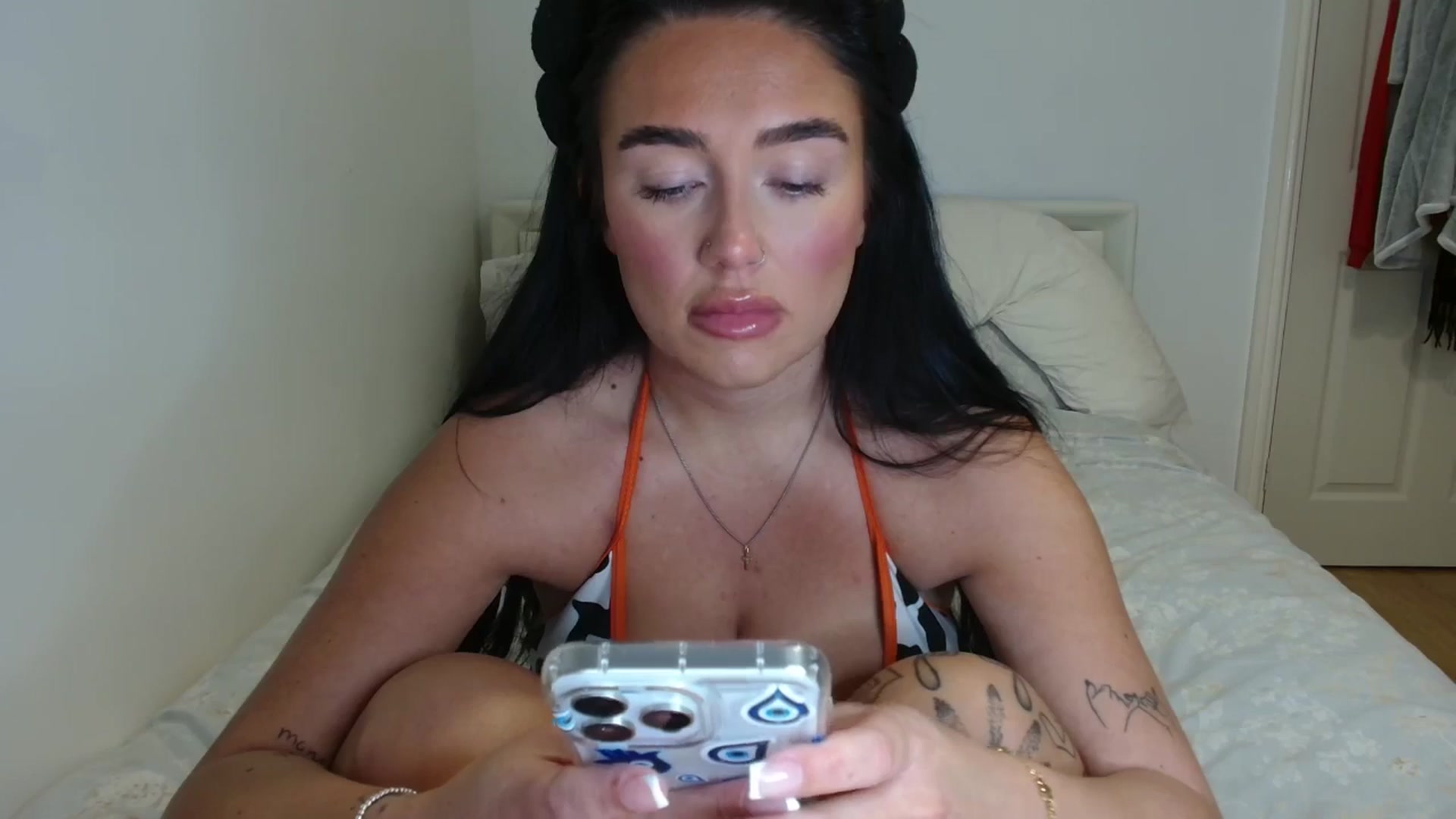 Gallery image thumbnail from ElleBloom's myfreecams stream on, 02/26/2025, 21:49 image 8 of 20