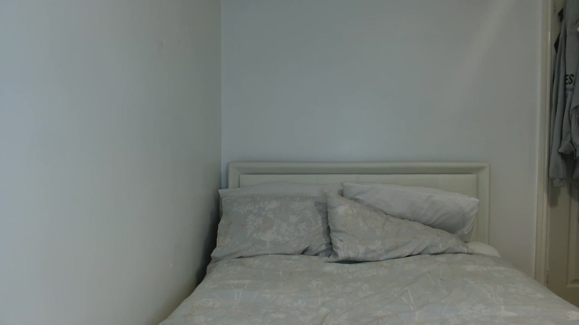 Gallery image thumbnail from ElleBloom's myfreecams stream on, 04/03/2025, 20:31 image 20 of 20
