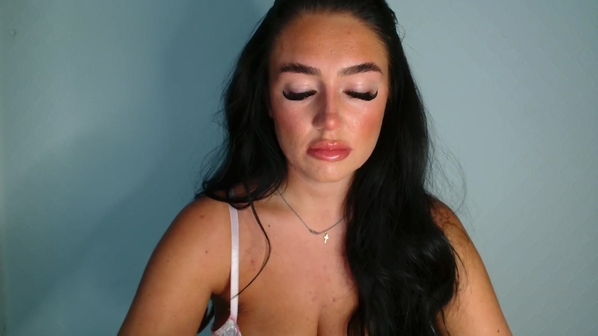 Gallery image thumbnail from ElleBloom's myfreecams stream on, 05/14/2025, 20:46 image 6 of 20