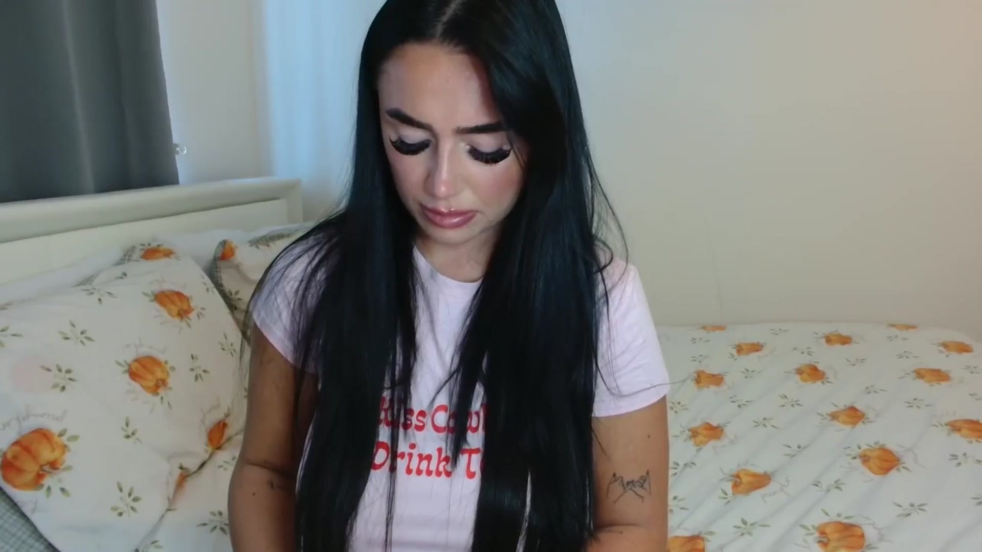 Gallery image thumbnail from ElleBloom's myfreecams stream on, 05/28/2025, 14:04 image 9 of 20