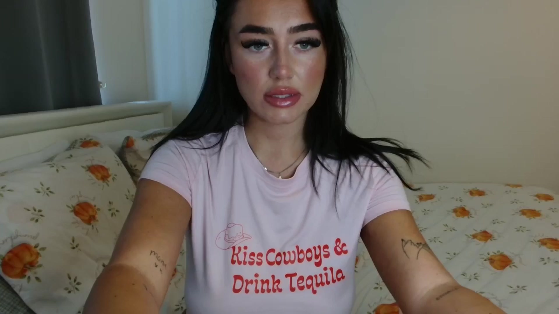 Gallery image thumbnail from ElleBloom's myfreecams stream on, 05/28/2025, 14:04 image 12 of 20