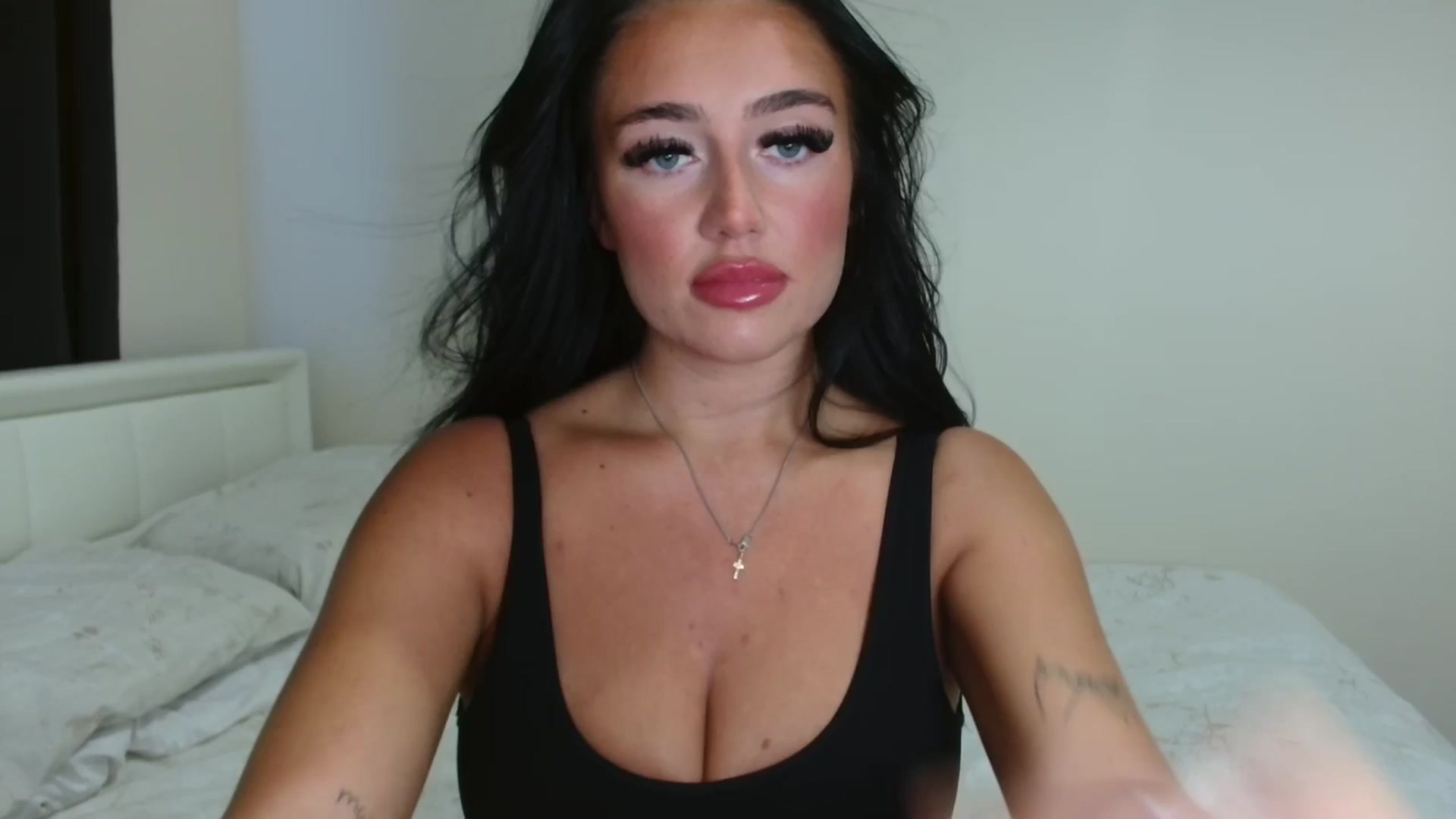 Gallery image thumbnail from ElleBloom's myfreecams stream on, 06/29/2025, 14:55 image 1 of 20
