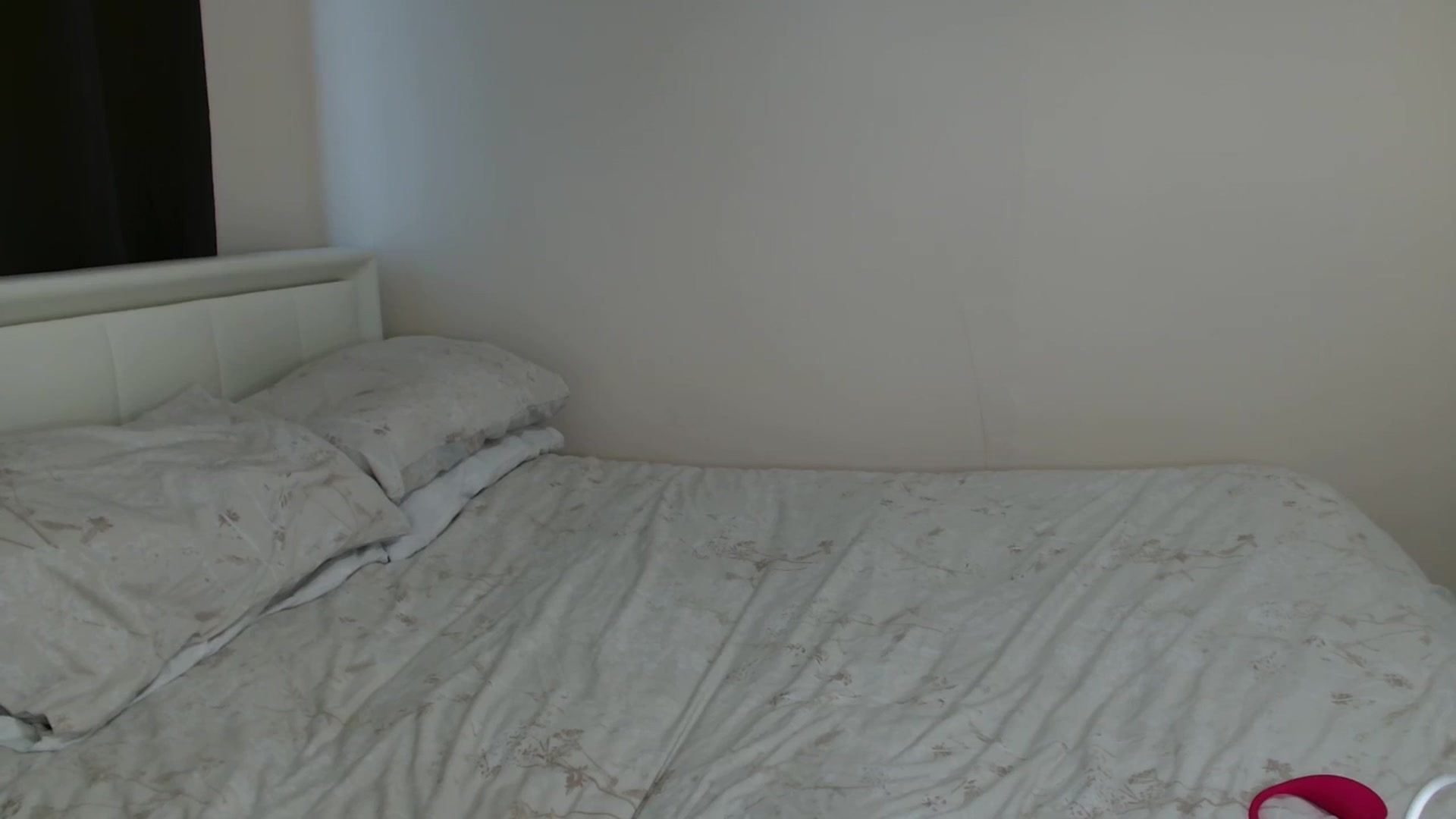 Gallery image thumbnail from ElleBloom's myfreecams stream on, 06/30/2025, 14:18 image 9 of 20