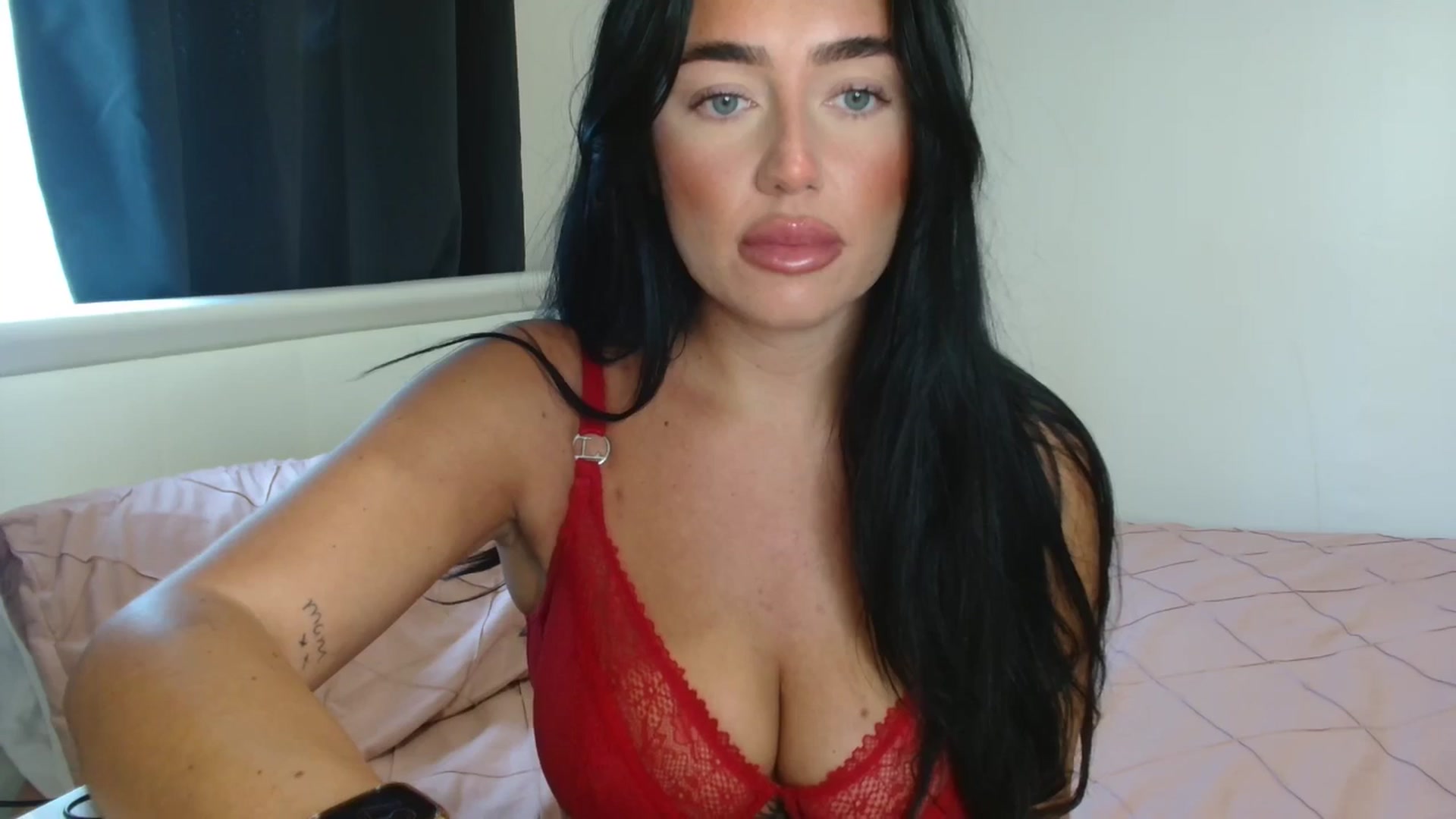Gallery image thumbnail from ElleBloom's myfreecams stream on, 09/04/2025, 11:39 image 5 of 20
