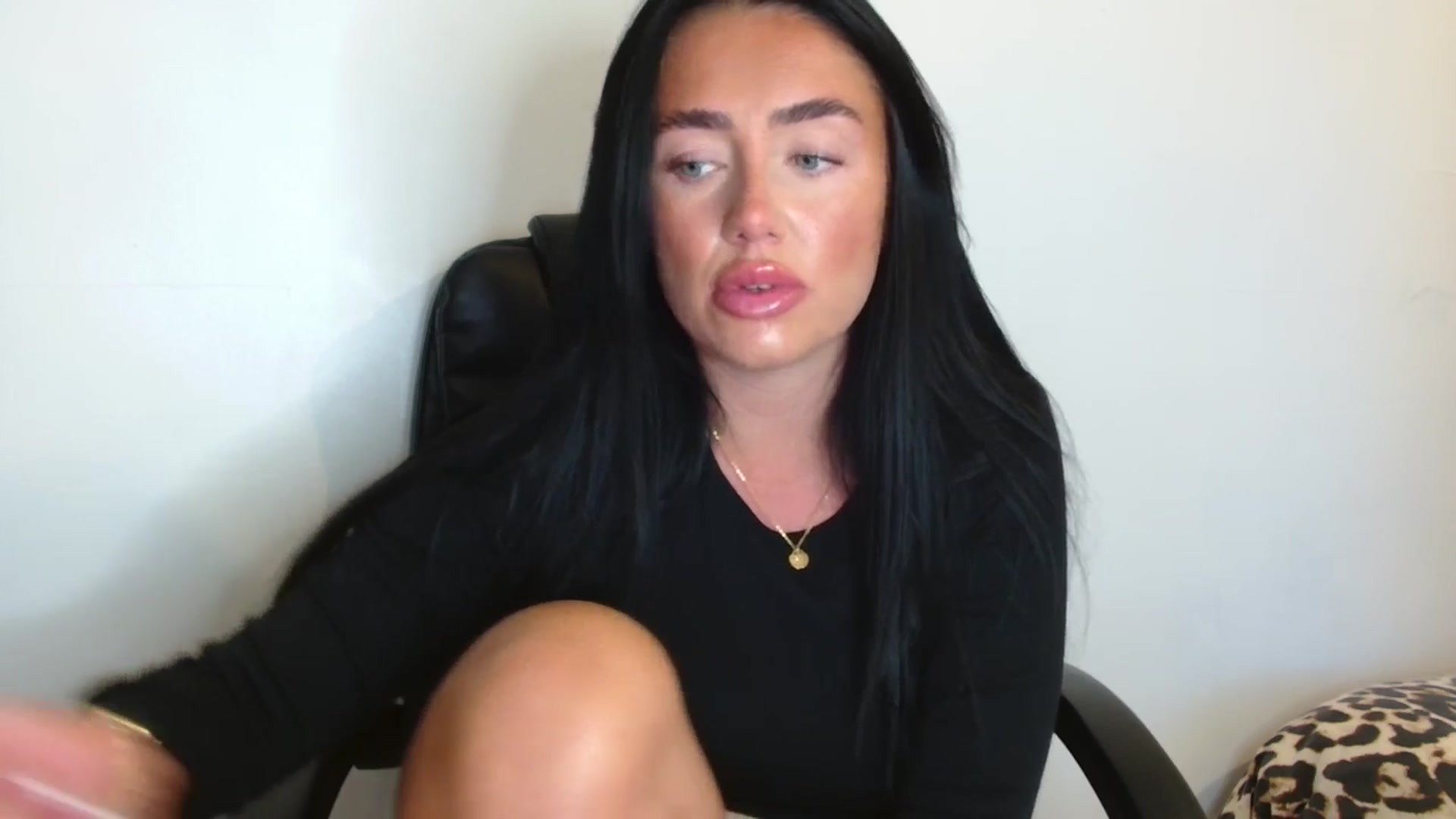 Gallery image thumbnail from ElleBloom's myfreecams stream on, 10/10/2025, 13:06 image 18 of 20