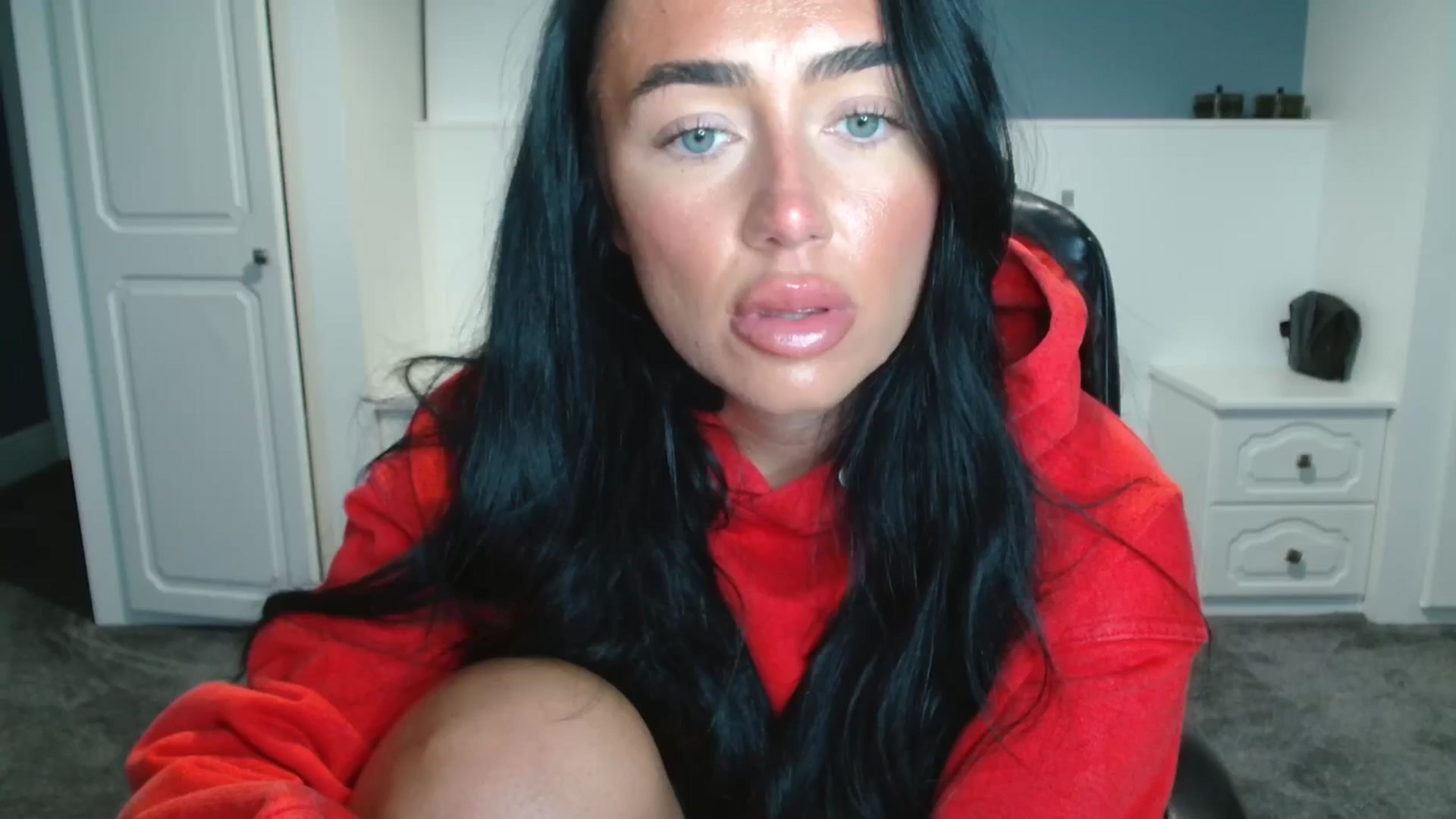 Gallery image thumbnail from ElleBloom's myfreecams stream on, 10/23/2025, 15:26 image 2 of 20