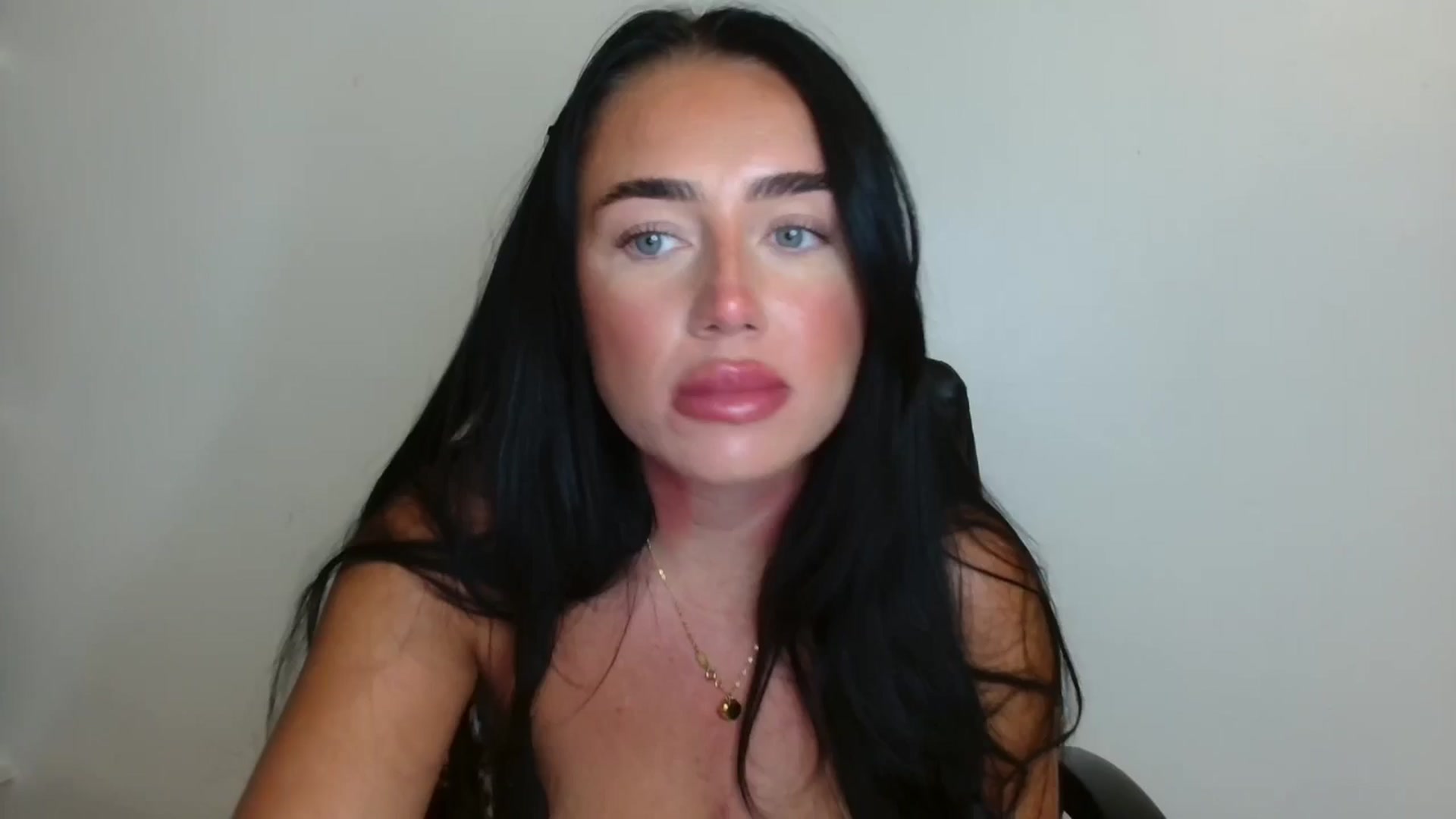 Gallery image thumbnail from ElleBloom's myfreecams stream on, 10/24/2025, 15:57 image 4 of 20