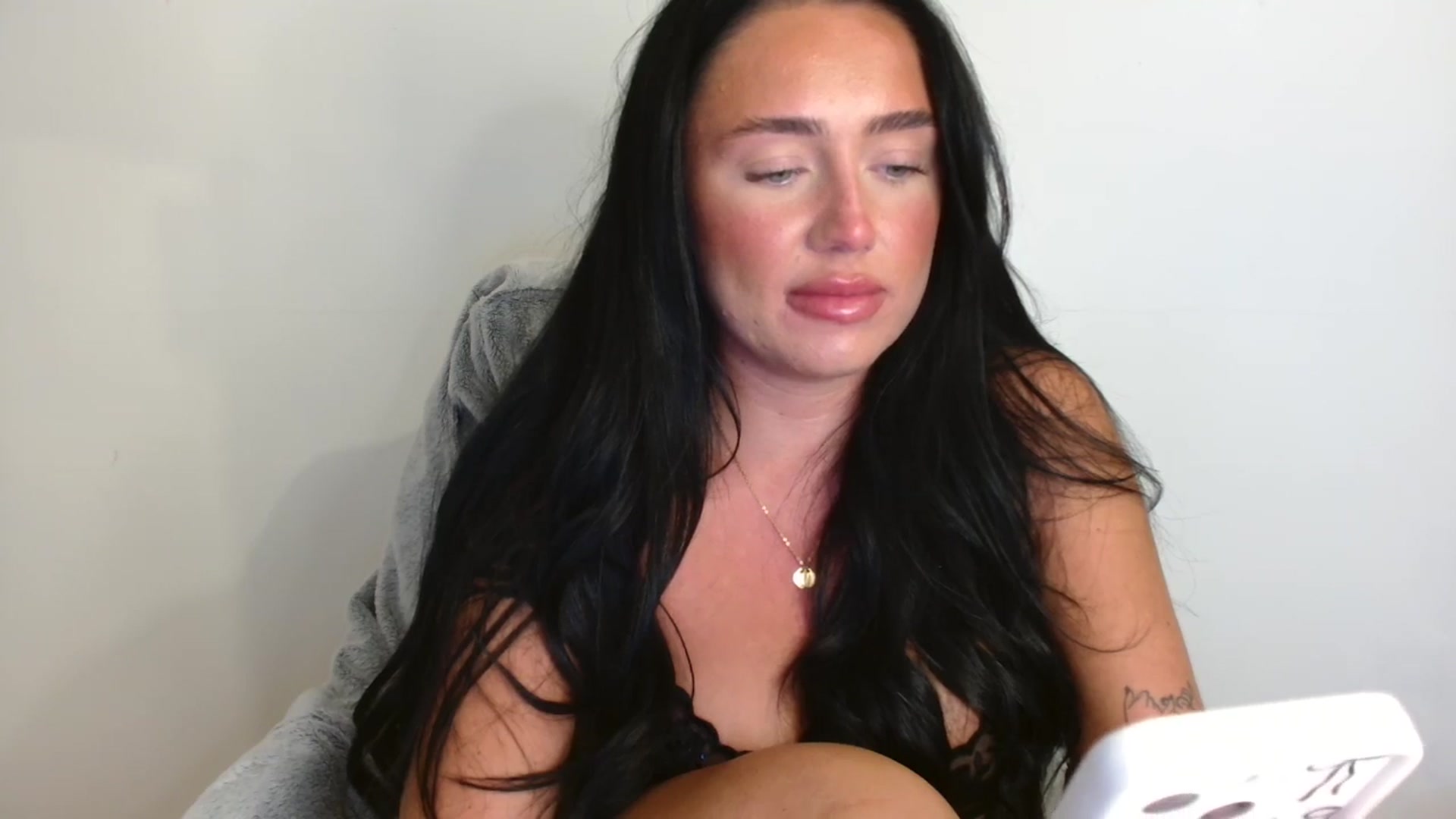 Gallery image thumbnail from ElleBloom's myfreecams stream on, 10/30/2025, 14:47 image 16 of 20