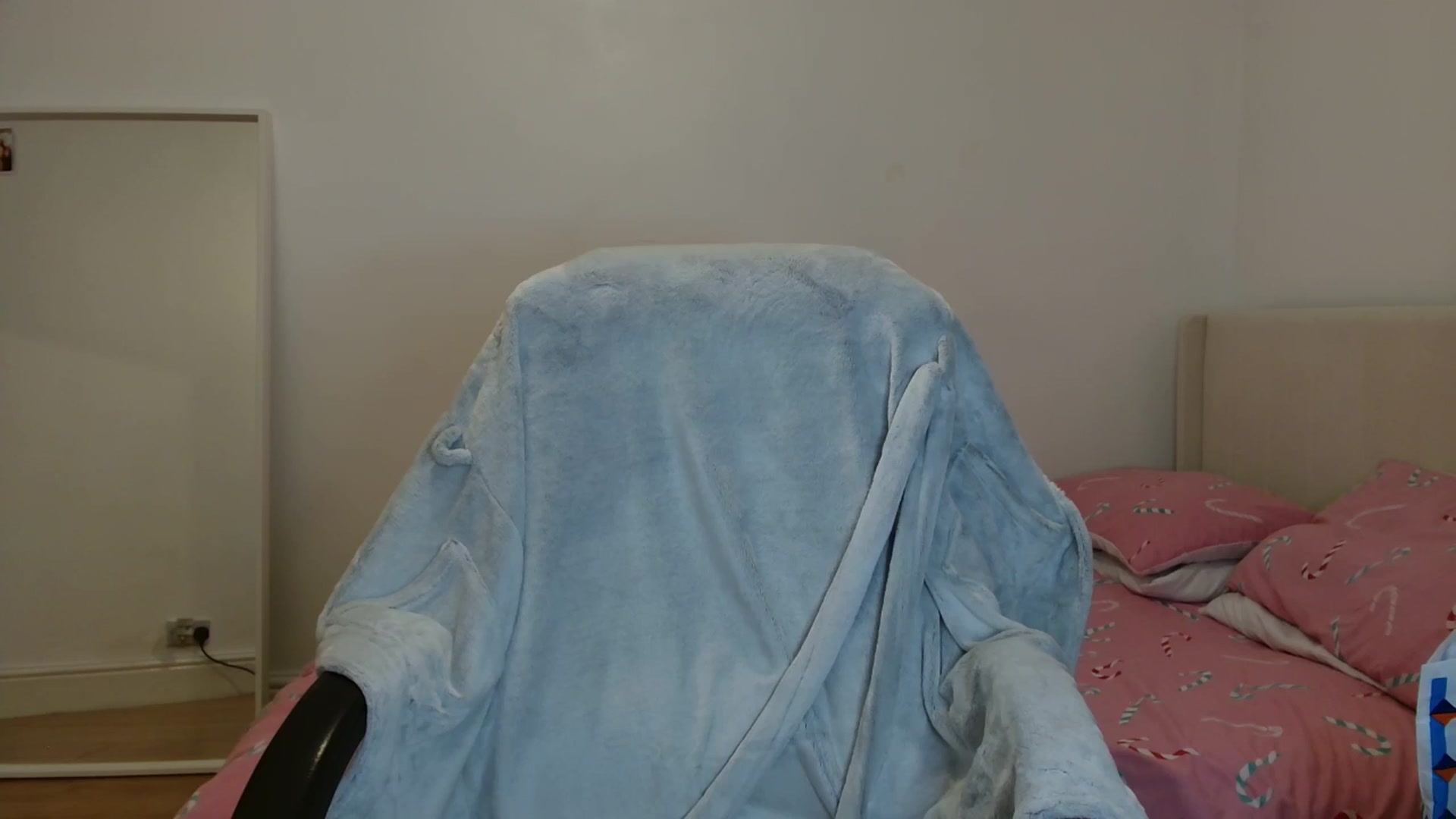 Gallery image thumbnail from ElleBloom's myfreecams stream on, 11/12/2025, 16:41 image 17 of 20