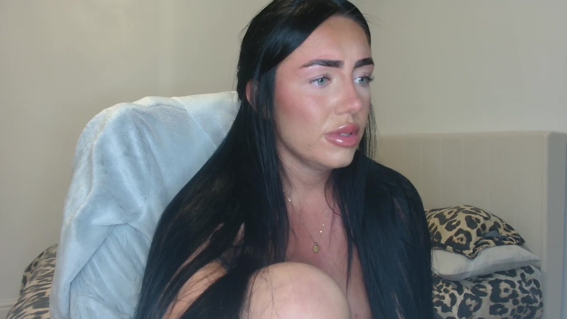 Gallery image thumbnail from ElleBloom's myfreecams stream on, 11/26/2025, 17:33 image 10 of 20