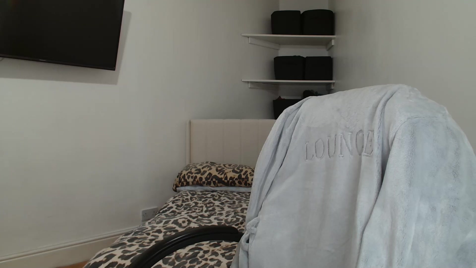 Gallery image thumbnail from ElleBloom's myfreecams stream on, 01/09/2026, 14:46 image 6 of 20
