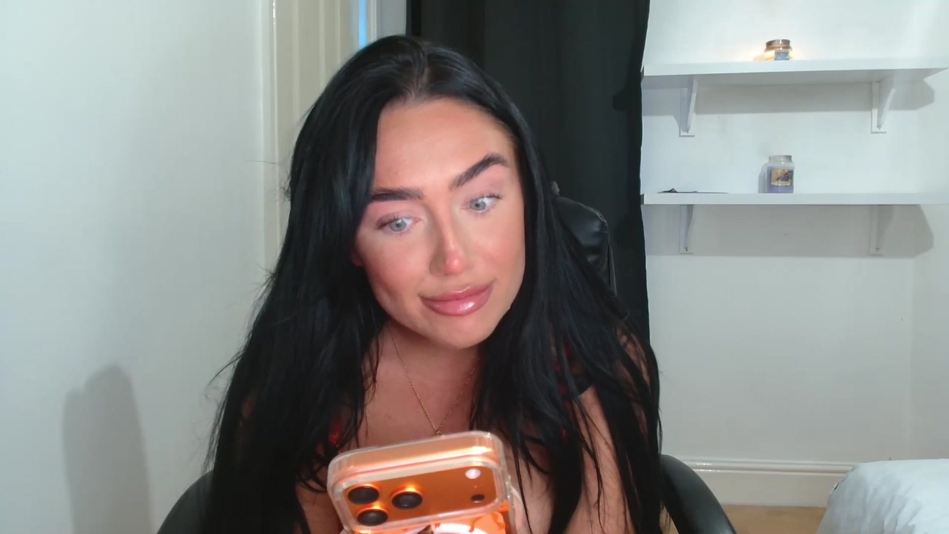 Gallery image thumbnail from ElleBloom's myfreecams stream on, 01/16/2026, 15:02 image 11 of 20