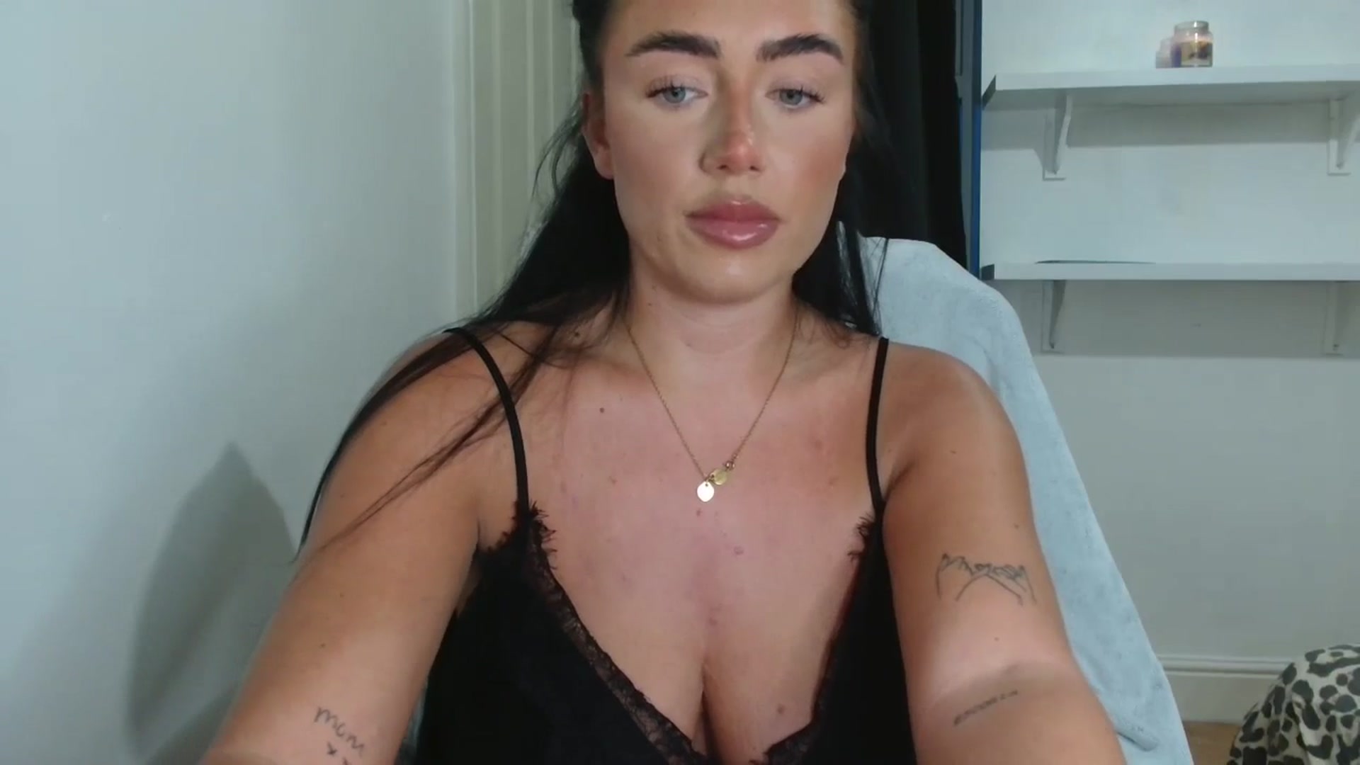 Gallery image thumbnail from ElleBloom's myfreecams stream on, 01/18/2026, 17:12 image 6 of 20