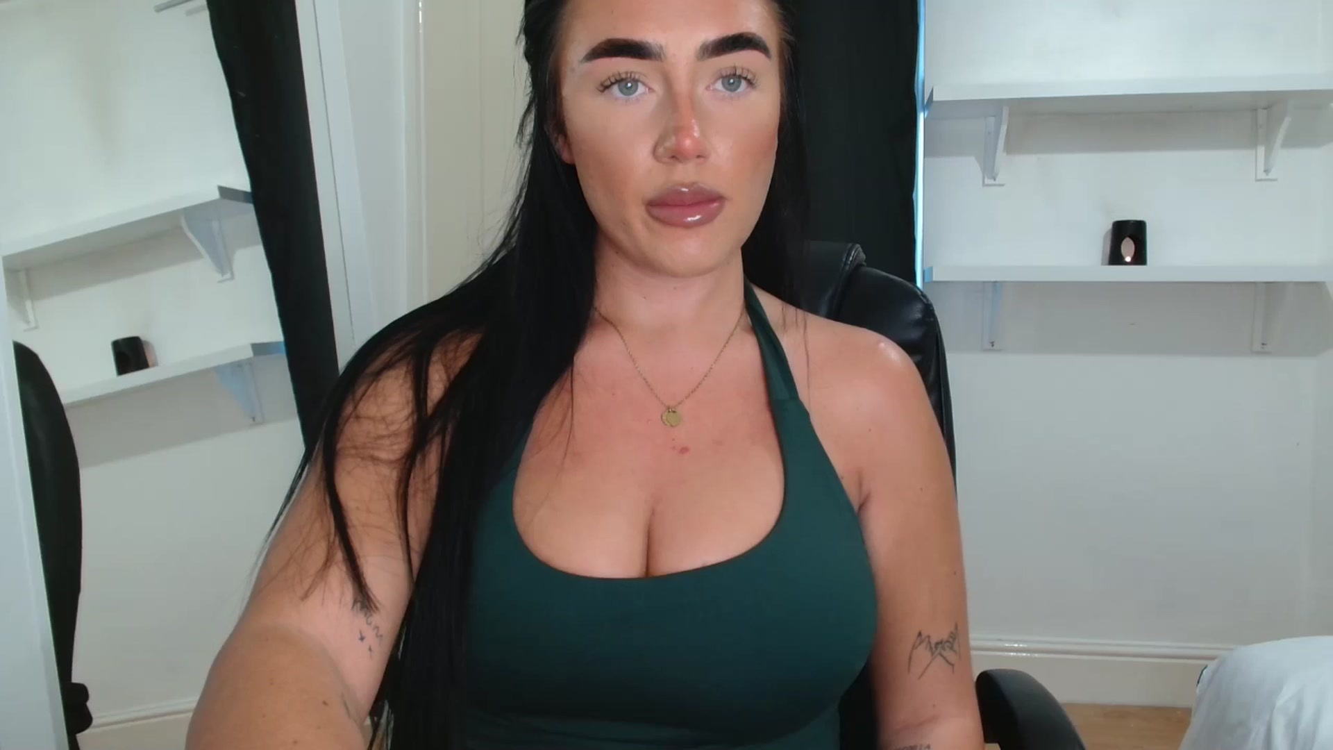 Gallery image thumbnail from ElleBloom's myfreecams stream on, 01/22/2026, 12:52 image 1 of 20