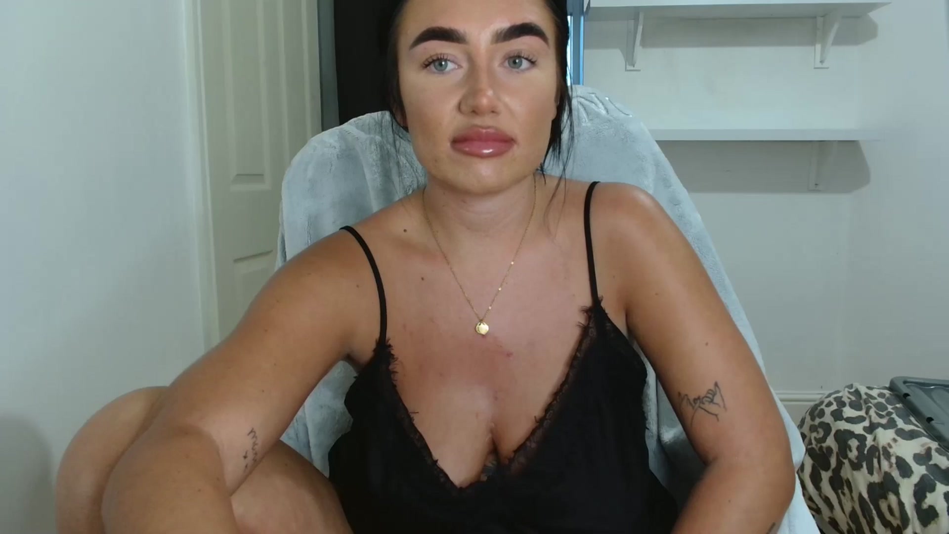 Gallery image thumbnail from ElleBloom's myfreecams stream on, 02/03/2026, 13:59 image 8 of 20