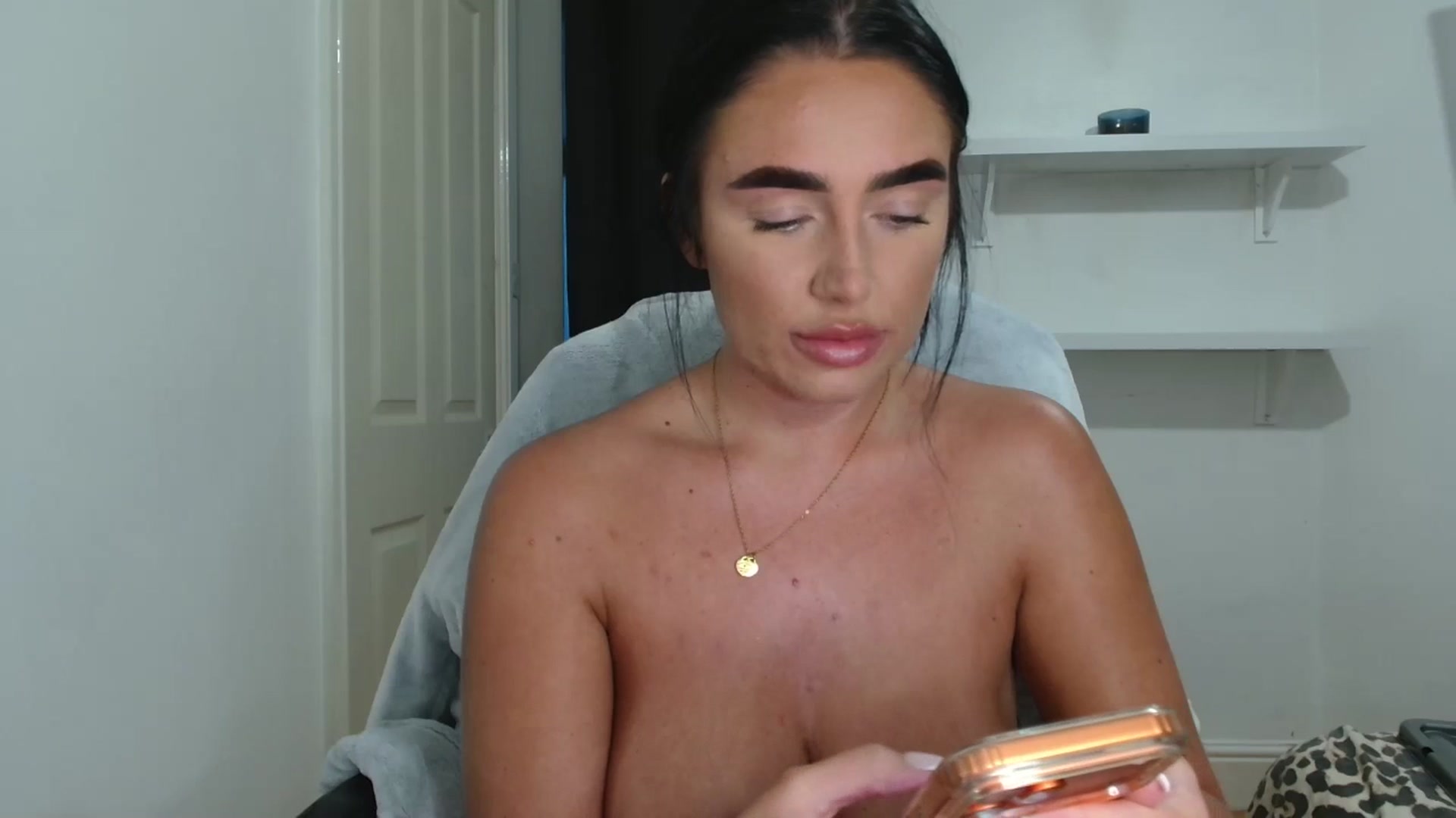 Gallery image thumbnail from ElleBloom's myfreecams stream on, 02/03/2026, 15:32 image 7 of 20