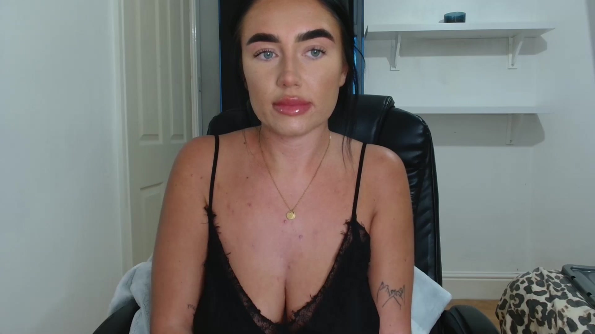 Gallery image thumbnail from ElleBloom's myfreecams stream on, 02/03/2026, 15:32 image 19 of 20