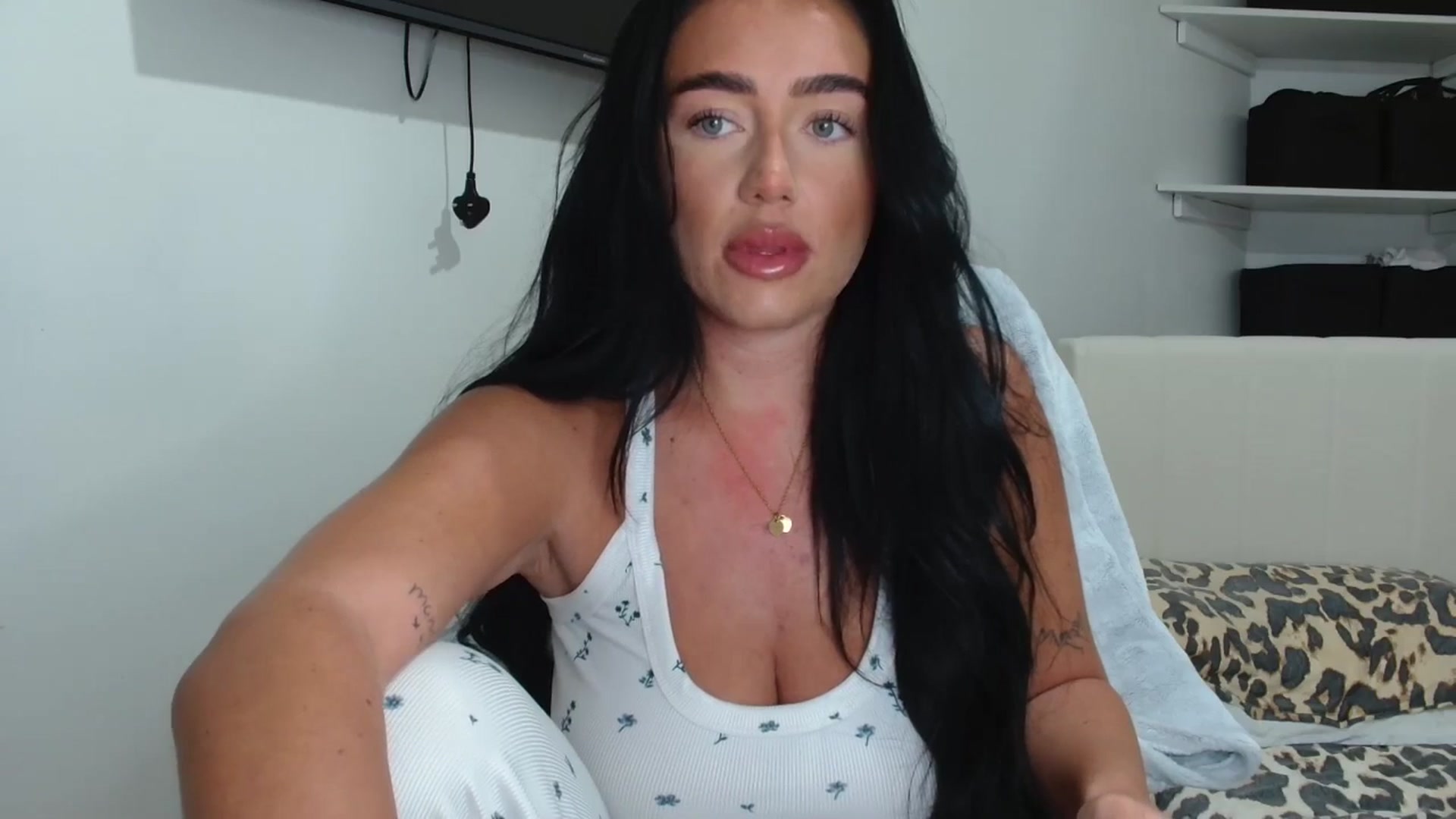 Gallery image thumbnail from ElleBloom's myfreecams stream on, 02/08/2026, 13:22 image 4 of 20