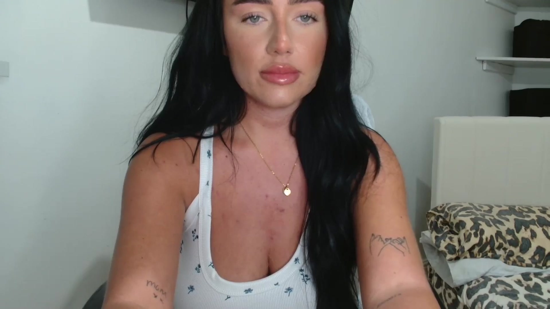 Gallery image thumbnail from ElleBloom's myfreecams stream on, 02/08/2026, 14:00 image 2 of 20