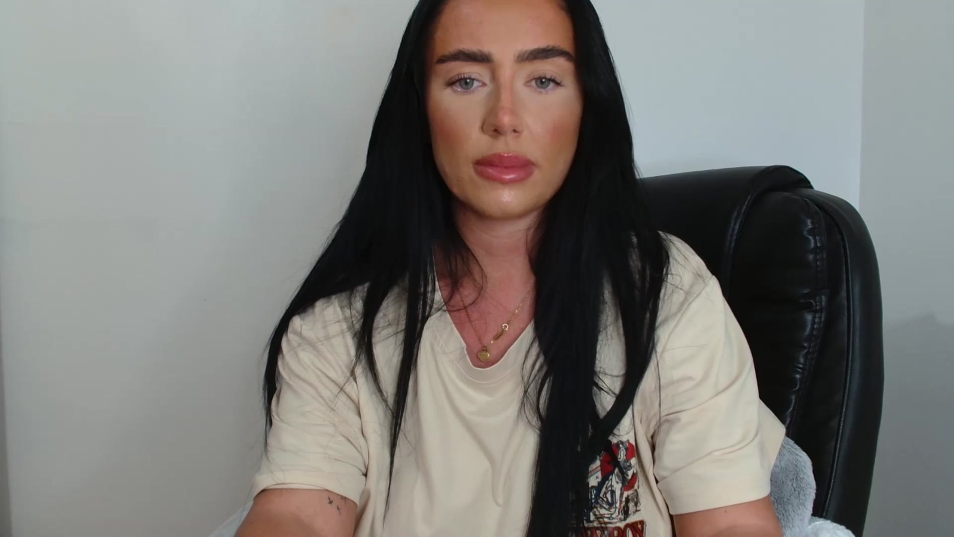 Gallery image thumbnail from ElleBloom's myfreecams stream on, 02/16/2026, 18:49 image 16 of 20