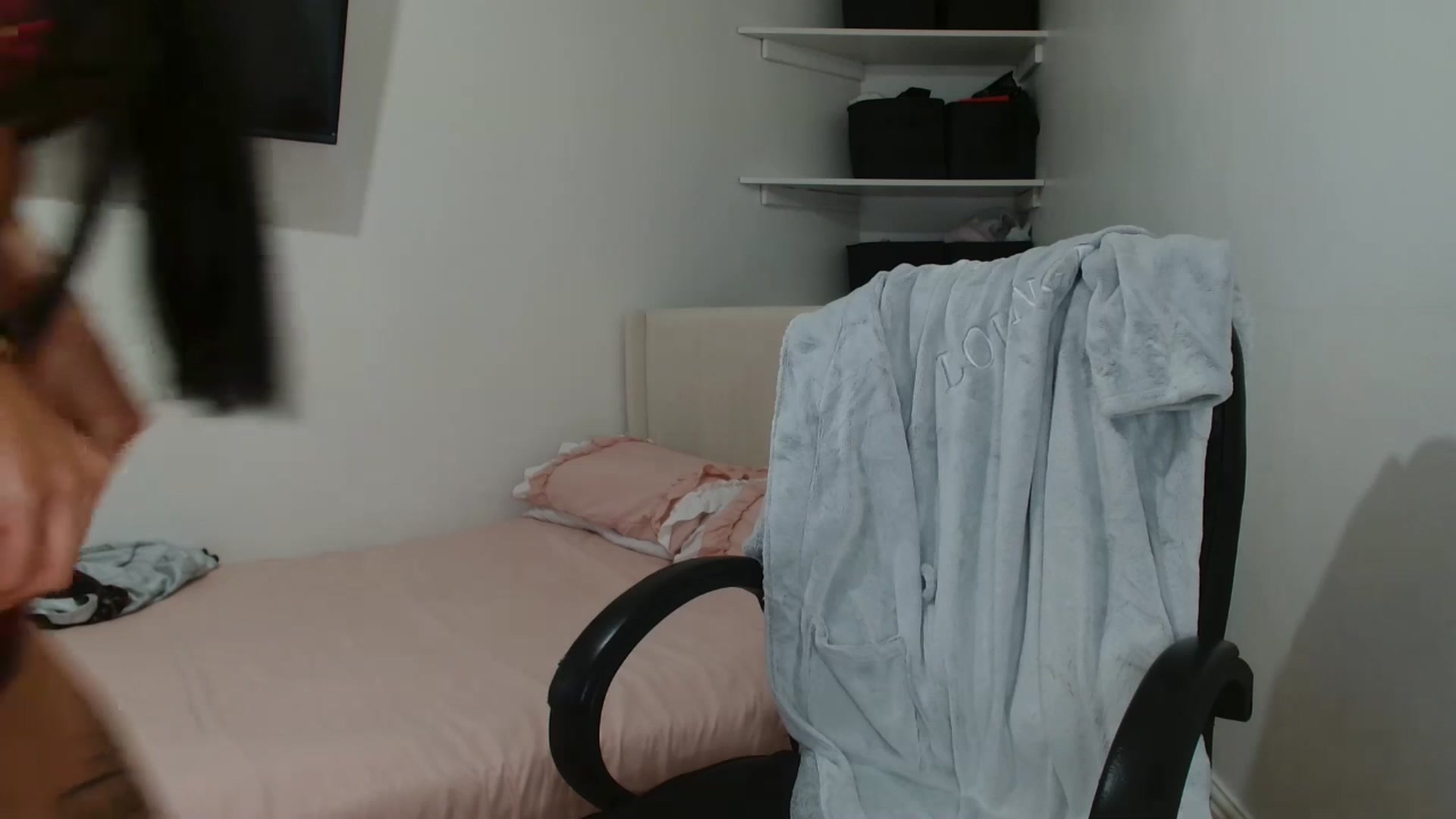 Gallery image thumbnail from ElleBloom's myfreecams stream on, 02/19/2026, 15:13 image 11 of 20