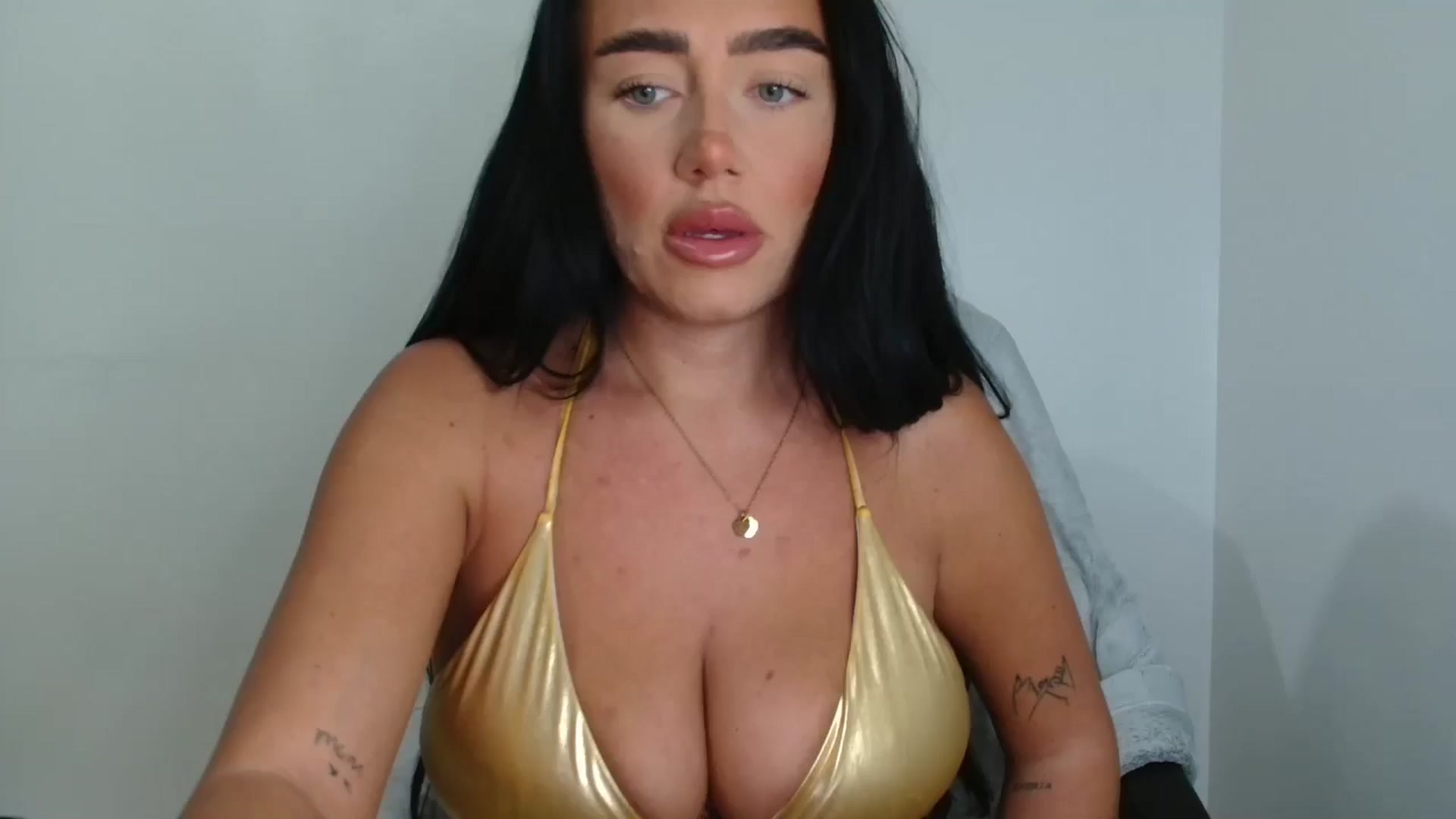 Gallery image thumbnail from ElleBloom's myfreecams stream on, 02/22/2026, 20:45 image 1 of 20