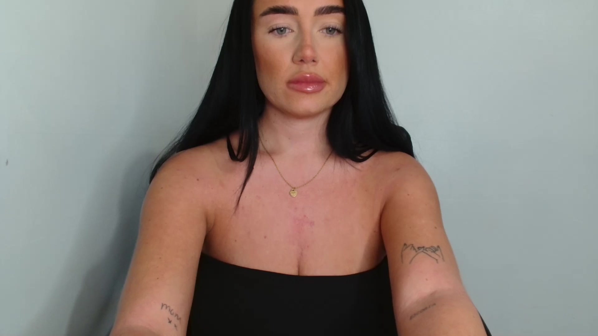 Gallery image thumbnail from ElleBloom's myfreecams stream on, 04/13/2026, 15:08 image 6 of 20