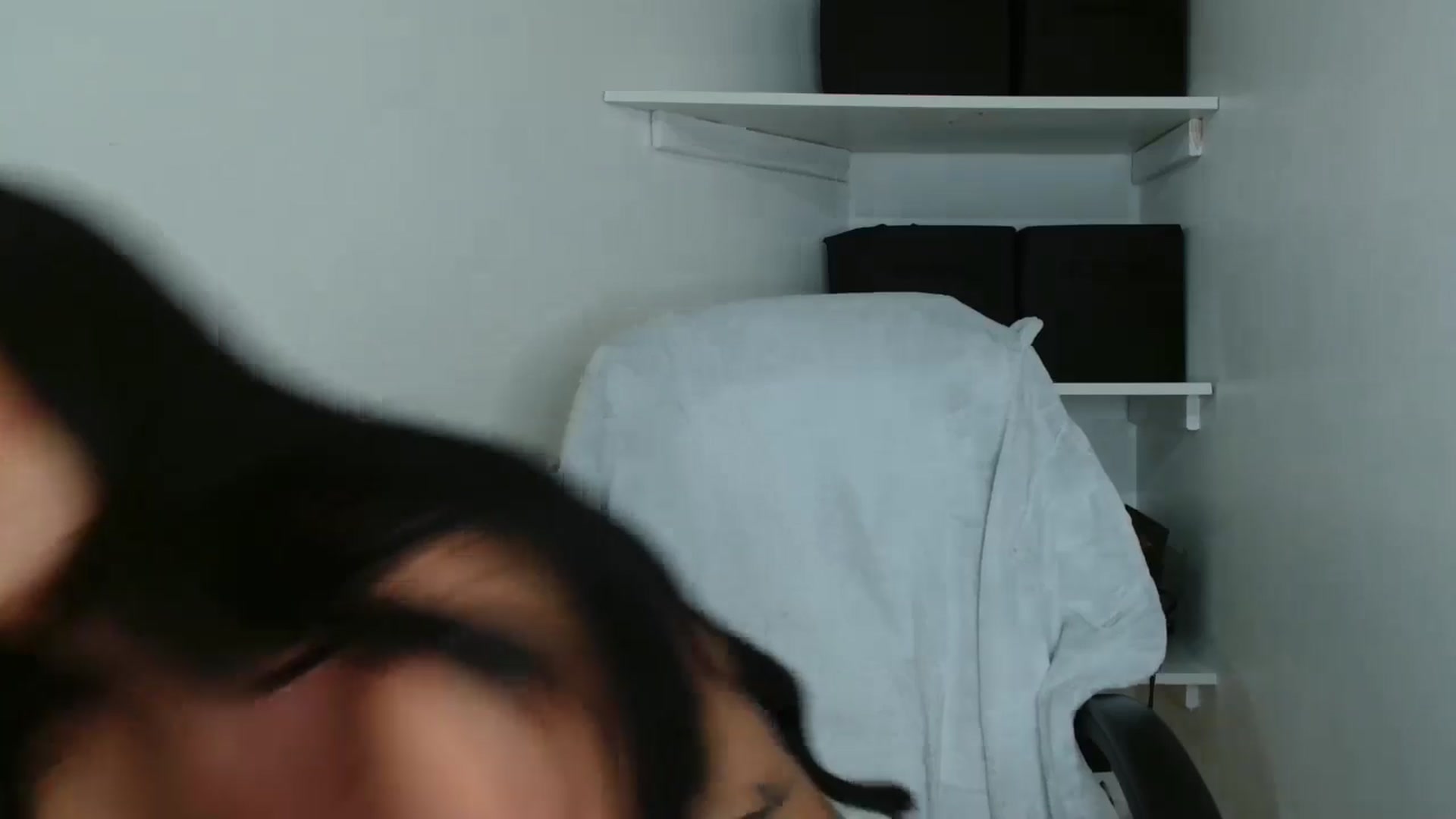 Gallery image thumbnail from ElleBloom's myfreecams stream on, 04/14/2026, 18:54 image 12 of 20