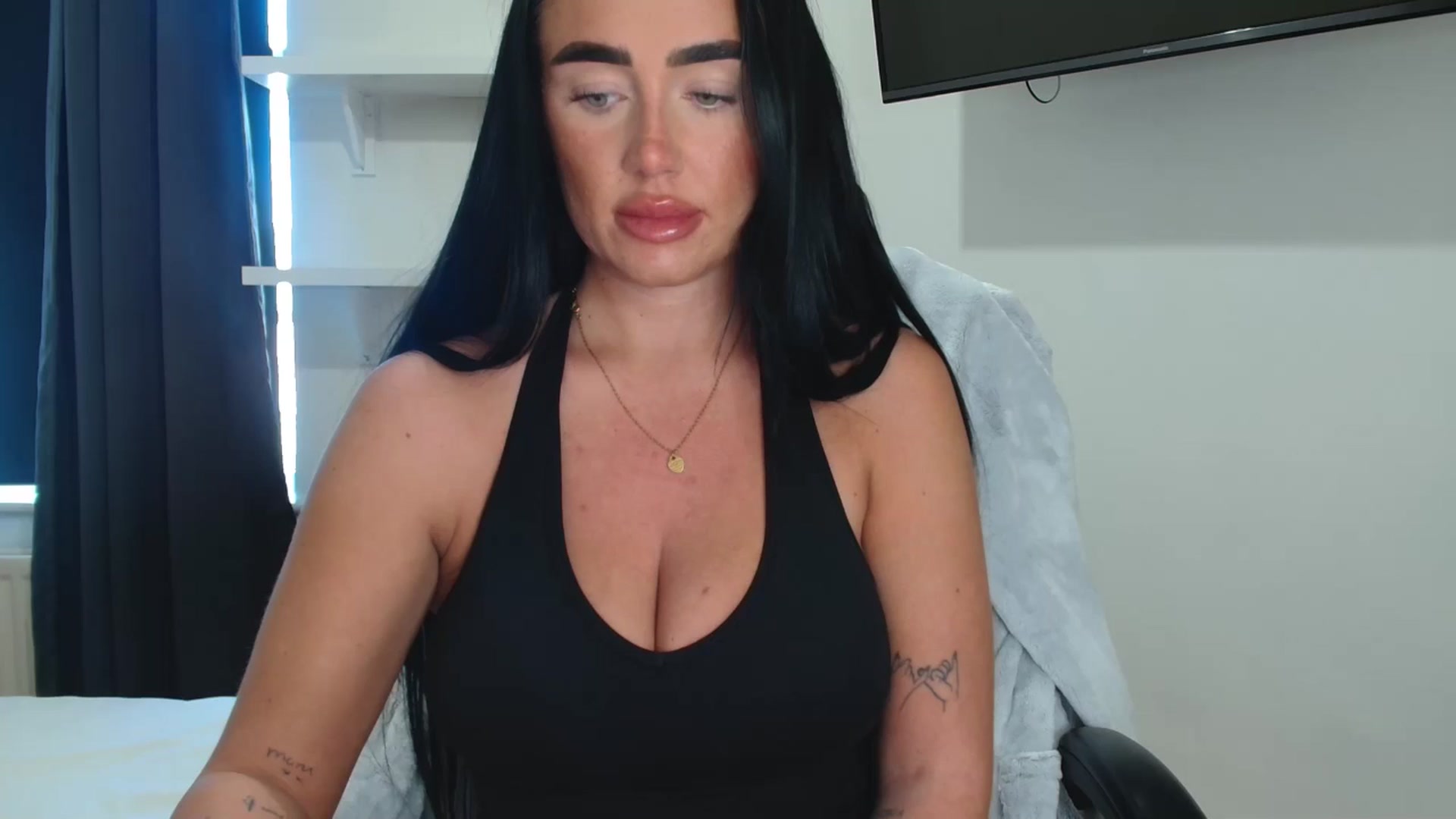 Gallery image thumbnail from ElleBloom's myfreecams stream on, 05/04/2026, 12:58 image 1 of 20