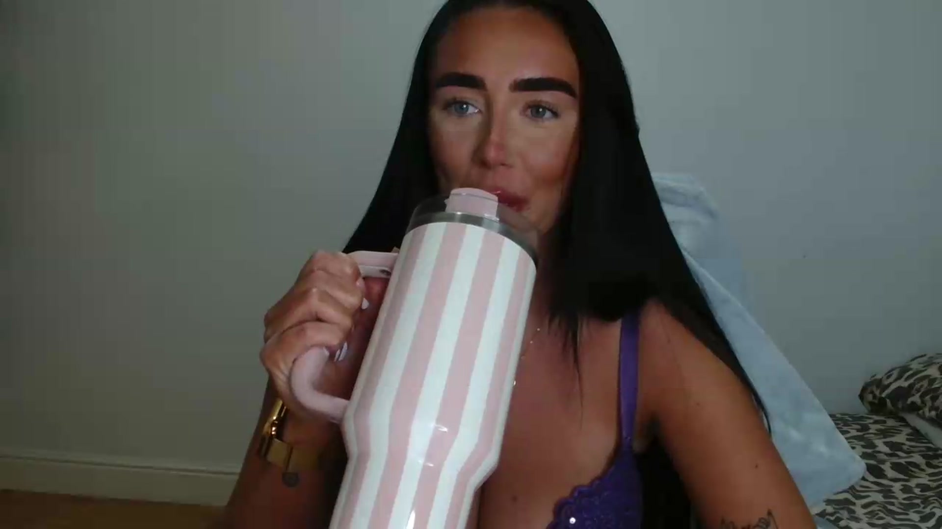 Gallery image thumbnail from ElleBloom's myfreecams stream on, 05/12/2026, 14:33 image 17 of 20