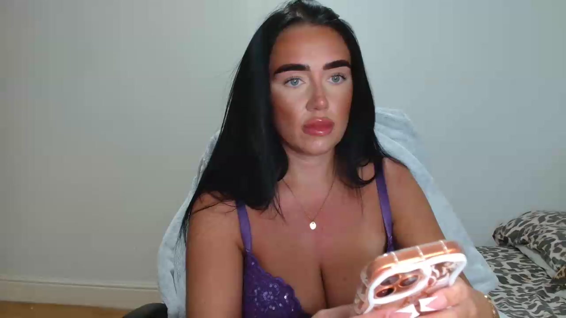 Gallery image thumbnail from ElleBloom's myfreecams stream on, 05/12/2026, 14:33 image 6 of 20