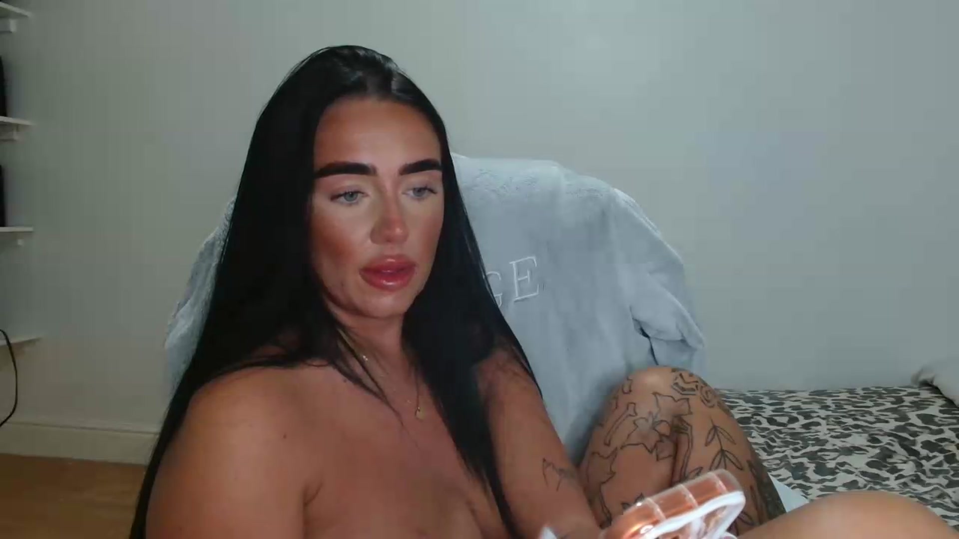 Gallery image thumbnail from ElleBloom's myfreecams stream on, 05/12/2026, 18:23 image 12 of 20