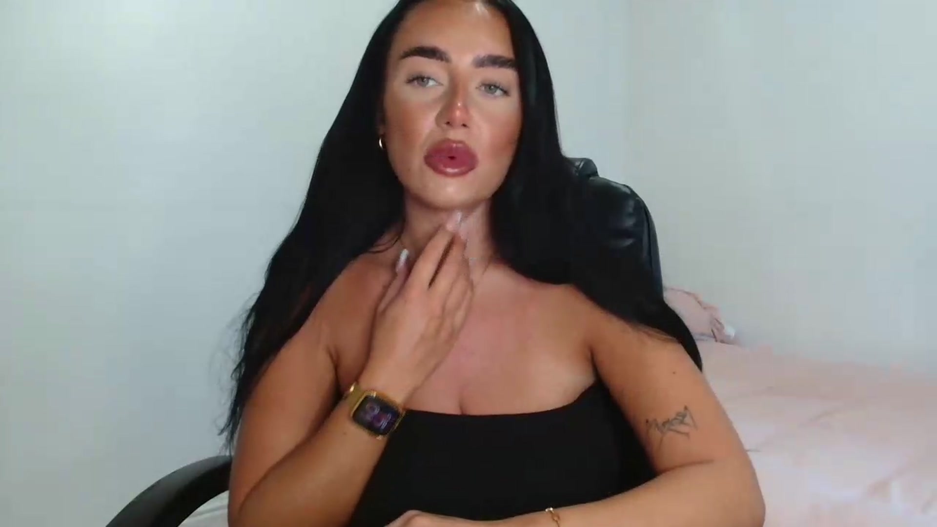 Gallery image thumbnail from ElleBloom's myfreecams stream on, 06/02/2026, 14:08 image 20 of 20
