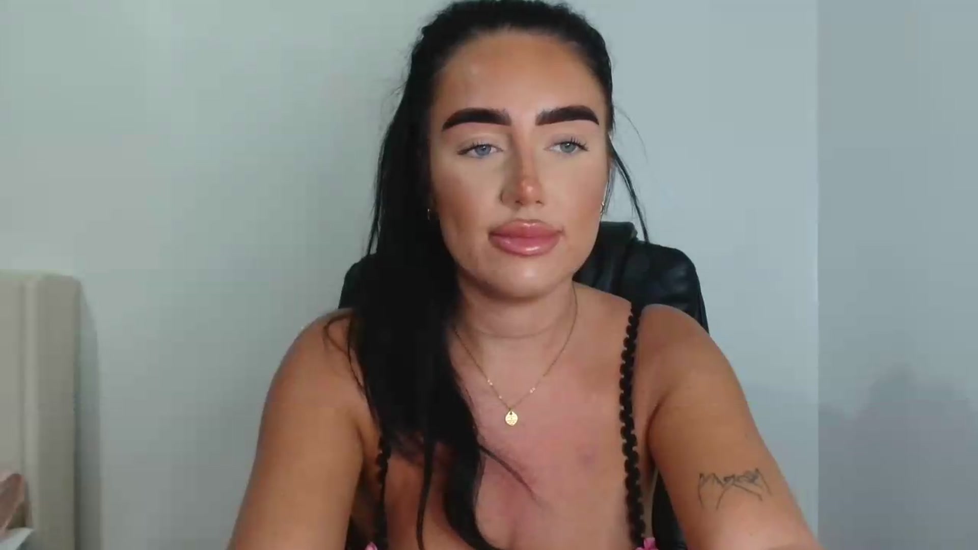 Gallery image thumbnail from ElleBloom's myfreecams stream on, 06/24/2026, 12:15 image 13 of 20