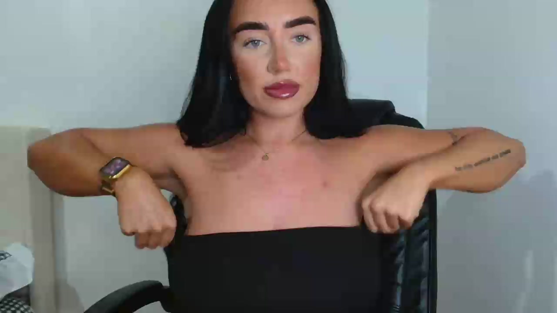 Gallery image thumbnail from ElleBloom's myfreecams stream on, 06/27/2026, 15:32 image 3 of 20