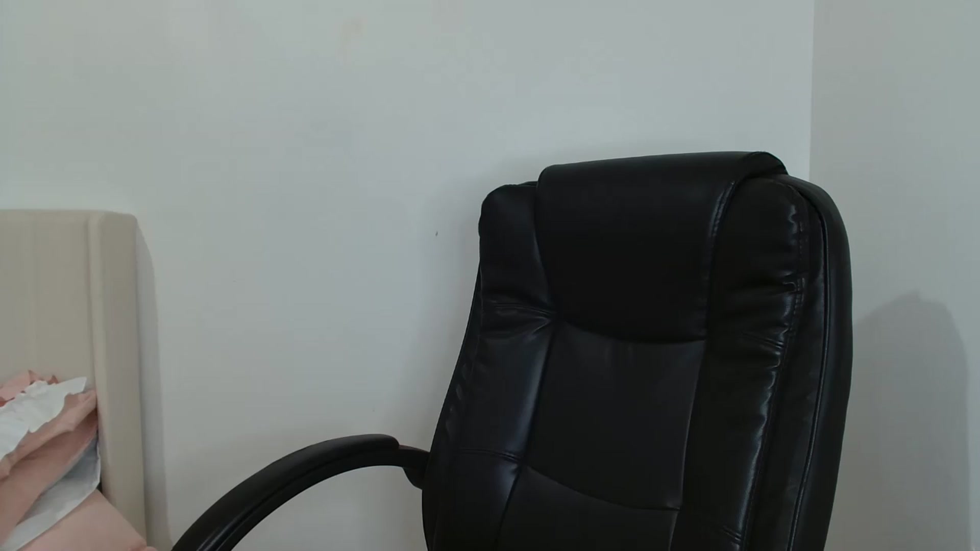 Gallery image thumbnail from ElleBloom's myfreecams stream on, 07/01/2026, 12:37 image 19 of 20