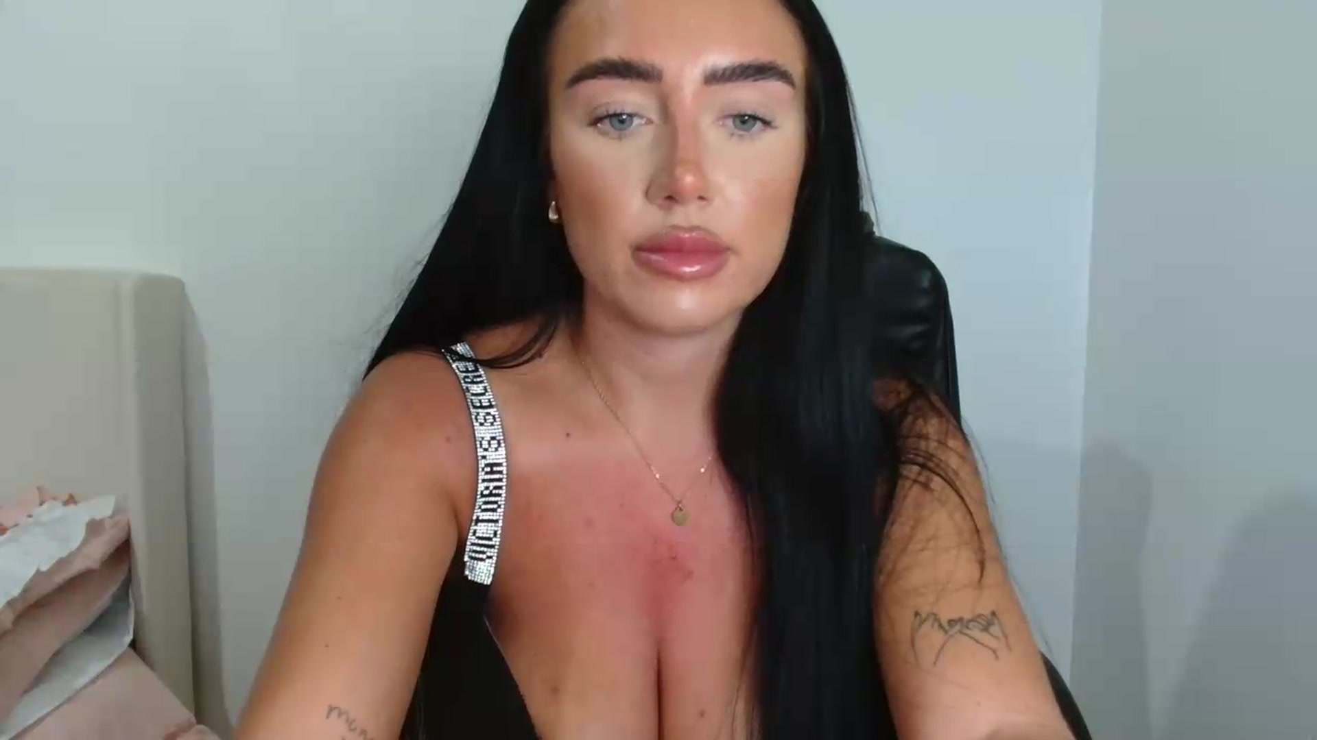 Gallery image thumbnail from ElleBloom's myfreecams stream on, 07/01/2026, 13:22 image 16 of 20