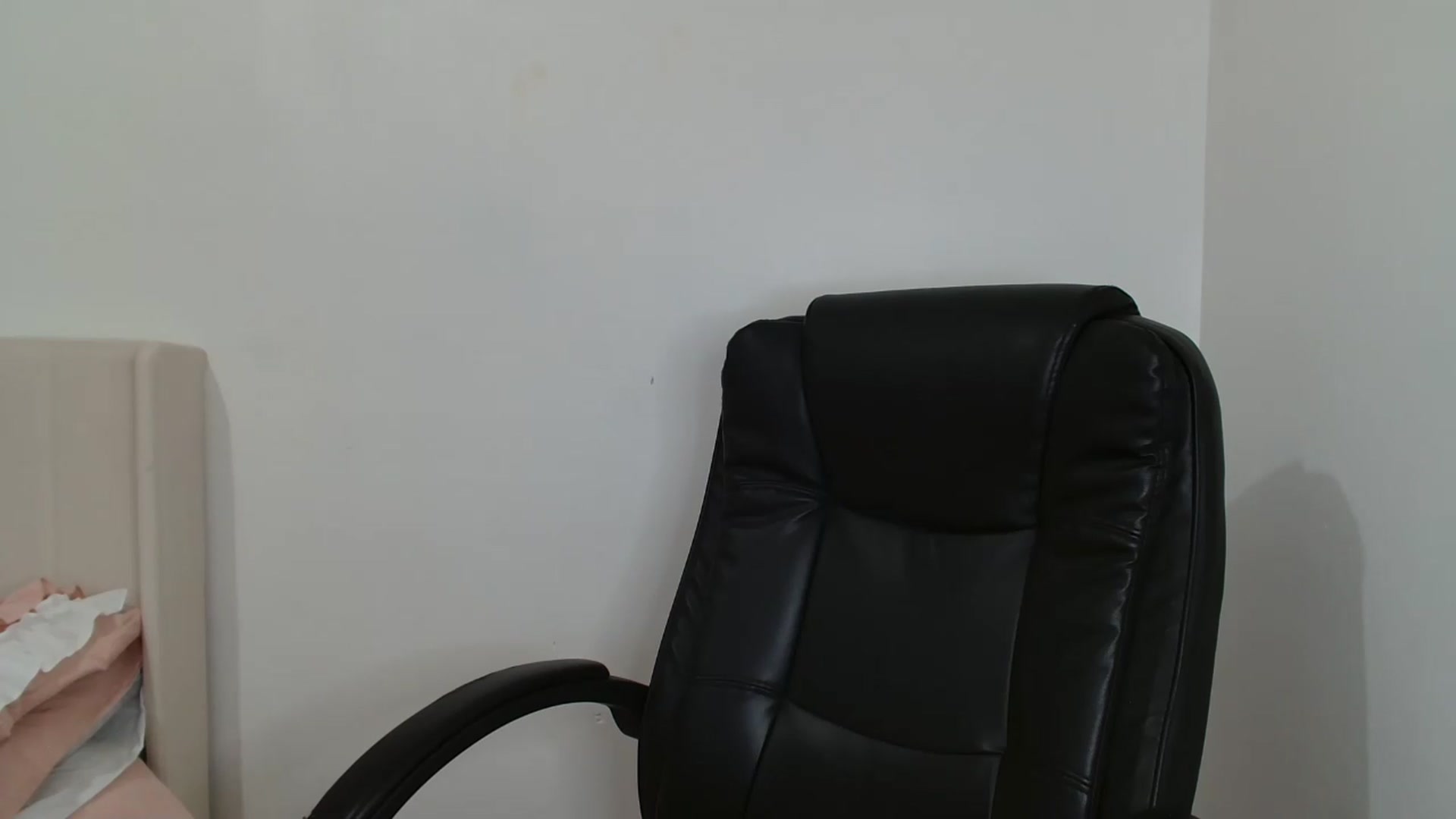 Gallery image thumbnail from ElleBloom's myfreecams stream on, 07/01/2026, 13:22 image 20 of 20