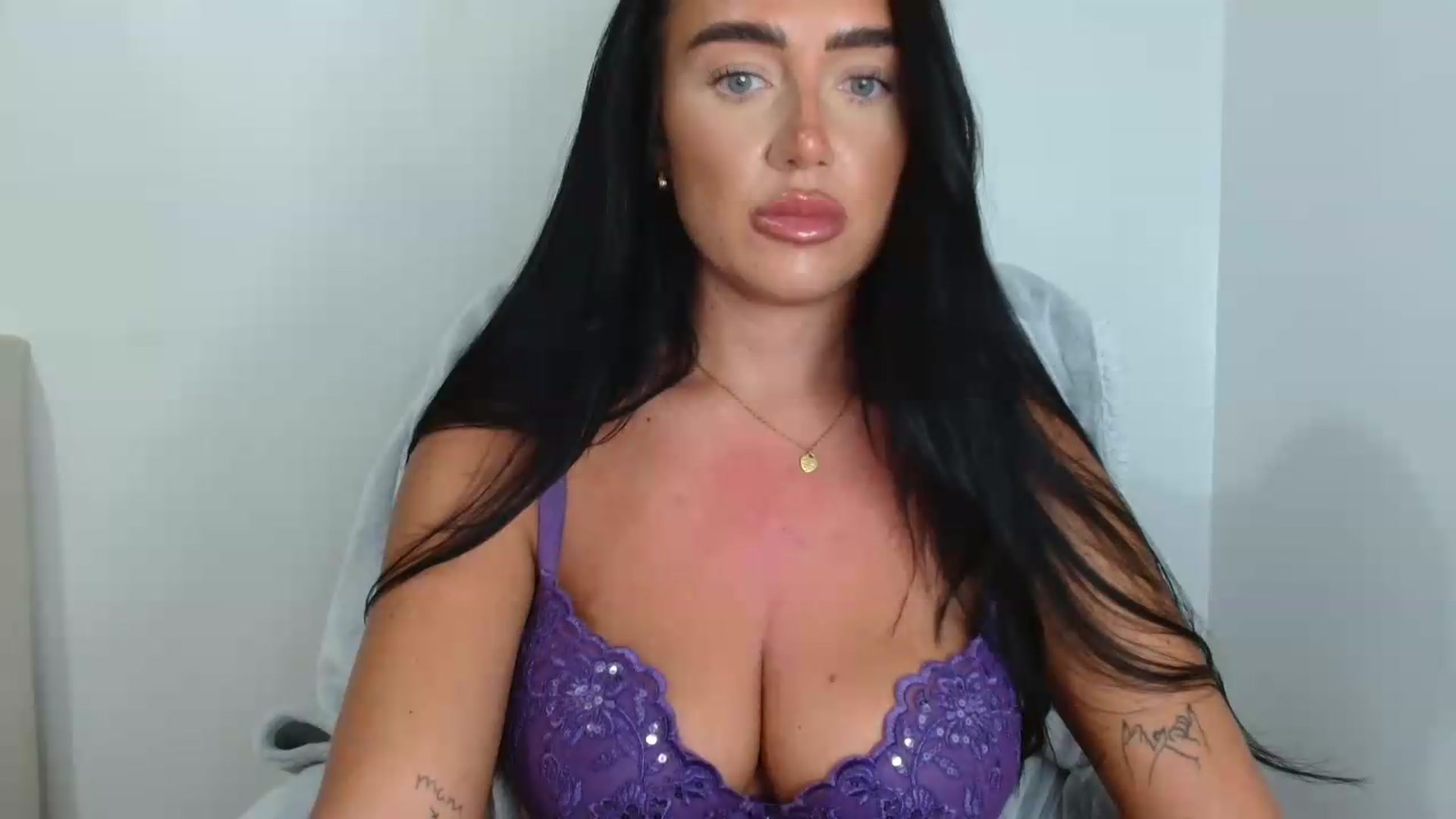 Gallery image thumbnail from ElleBloom's myfreecams stream on, 07/02/2026, 14:18 image 3 of 20