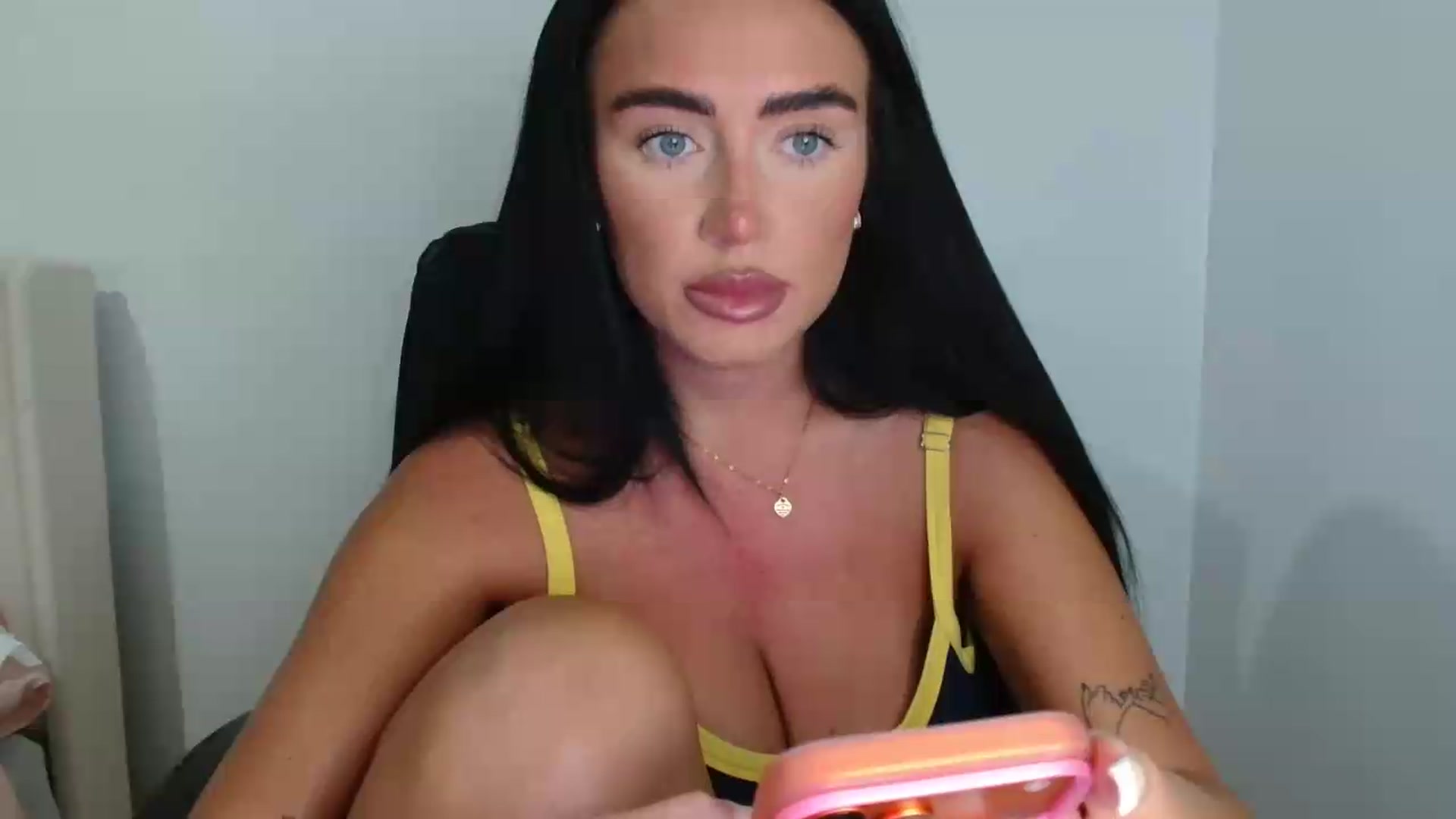 Gallery image thumbnail from ElleBloom's myfreecams stream on, 07/03/2026, 16:20 image 11 of 20