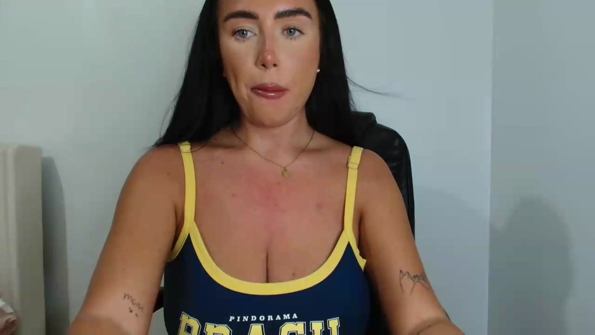 Gallery image thumbnail from ElleBloom's myfreecams stream on, 07/03/2026, 16:58 image 6 of 20