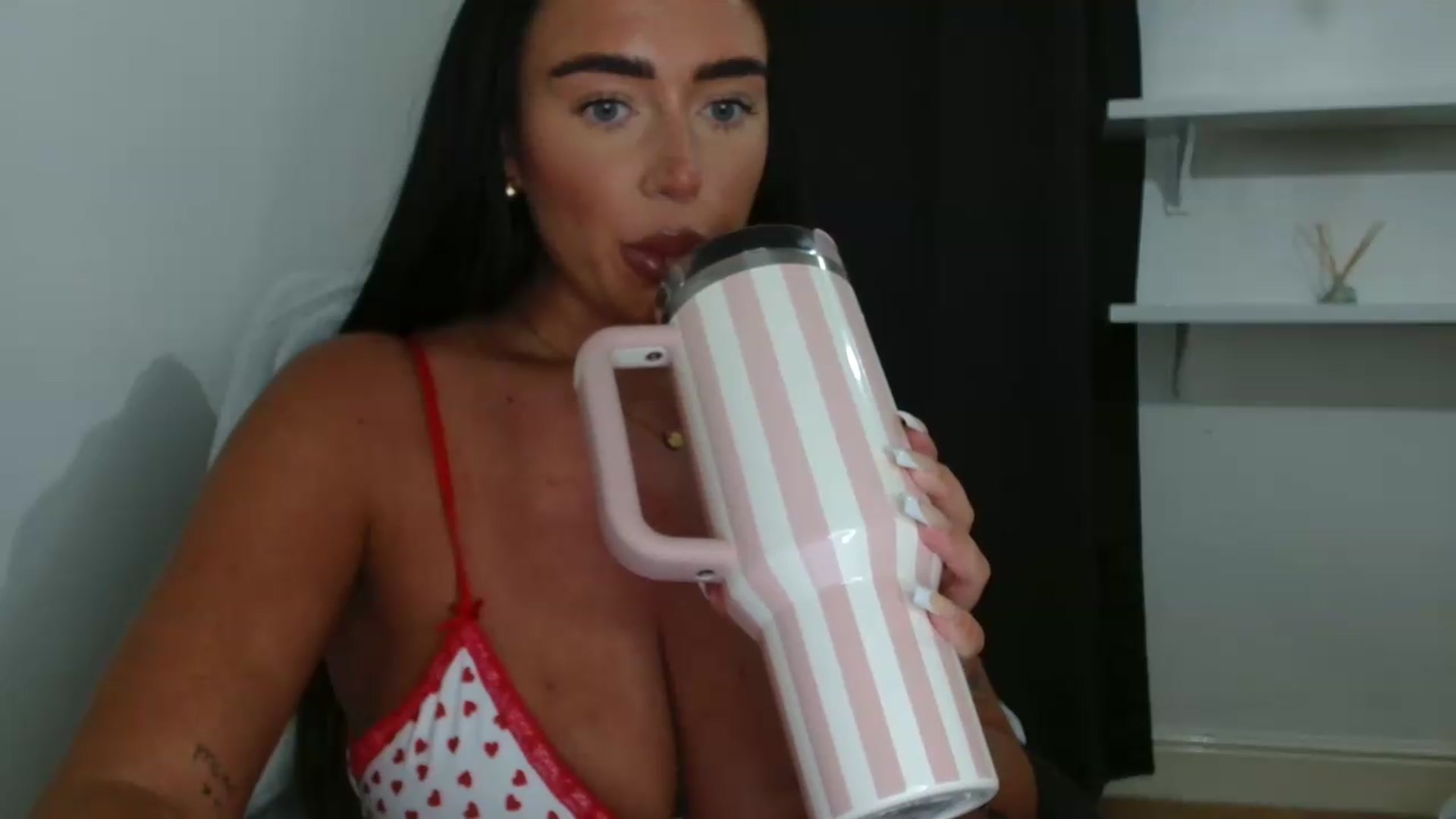 Gallery image thumbnail from ElleBloom's myfreecams stream on, 07/05/2026, 13:04 image 16 of 20