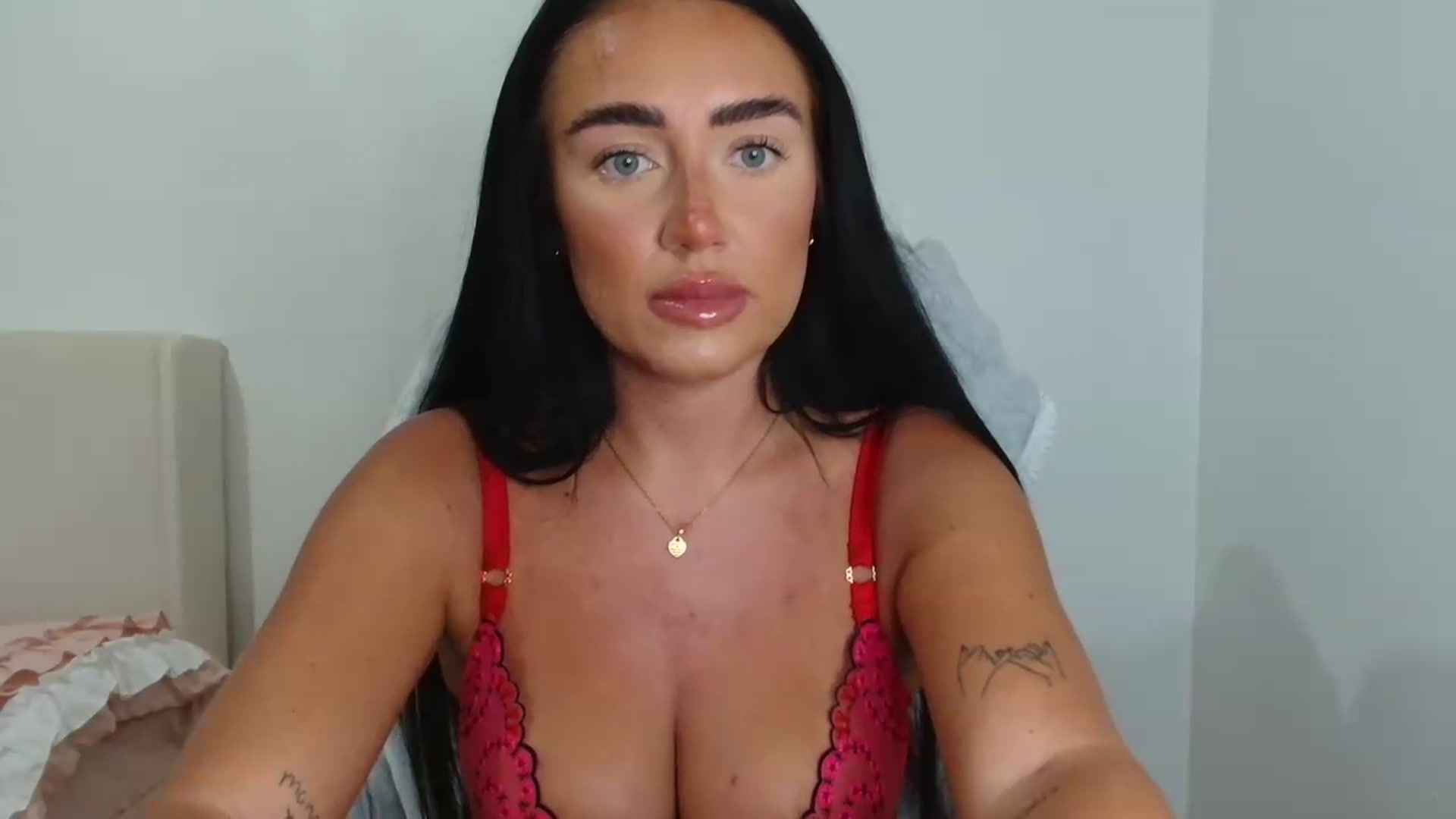 Gallery image thumbnail from ElleBloom's myfreecams stream on, 07/15/2026, 14:40 image 19 of 20