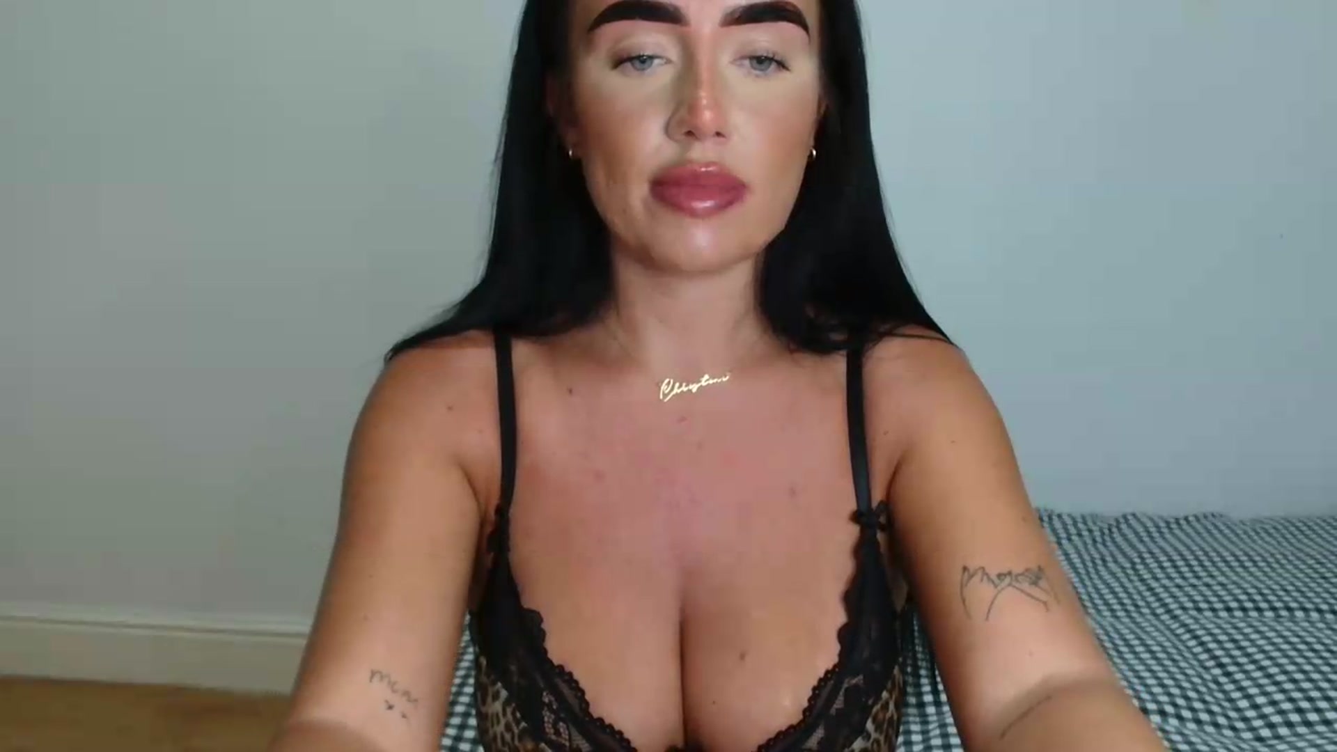 Gallery image thumbnail from ElleBloom's myfreecams stream on, 07/20/2026, 18:14 image 7 of 20