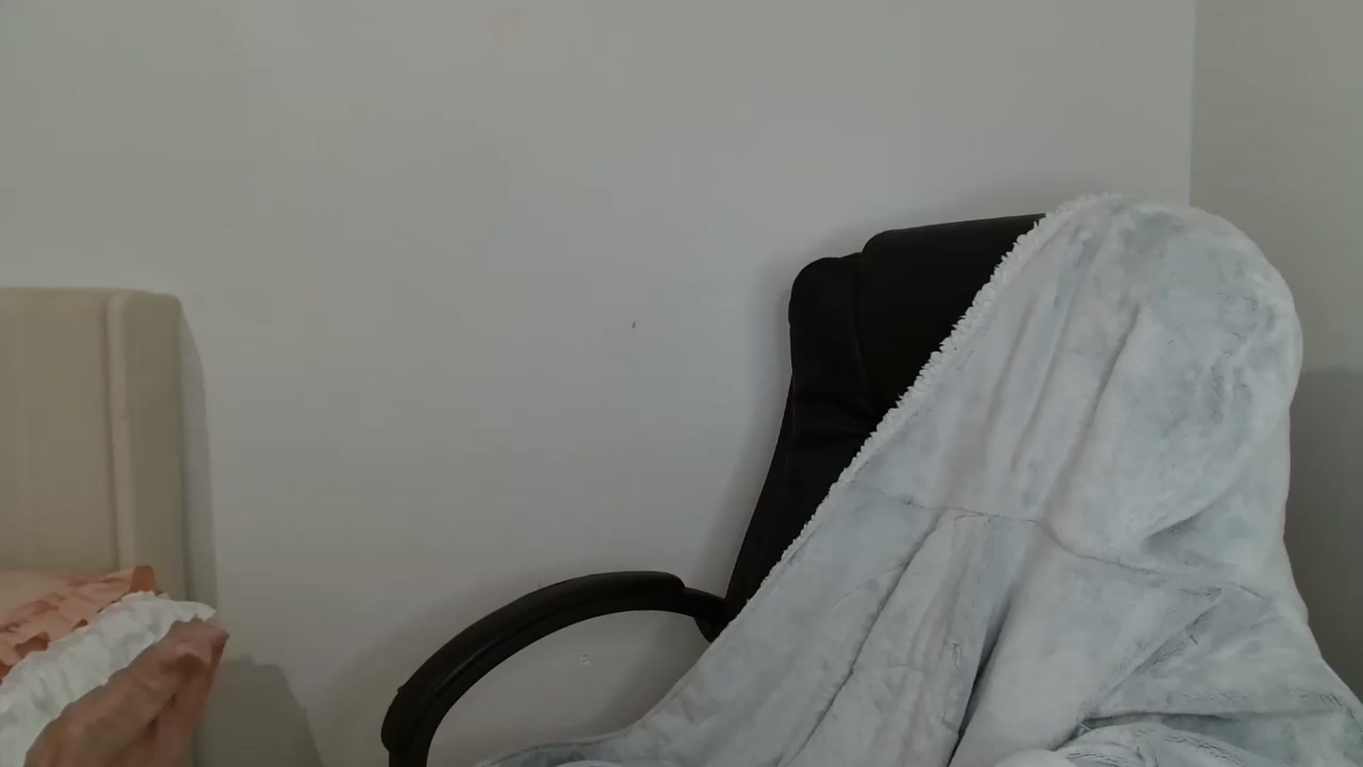 Gallery image thumbnail from ElleBloom's myfreecams stream on, 07/21/2026, 11:38 image 1 of 20