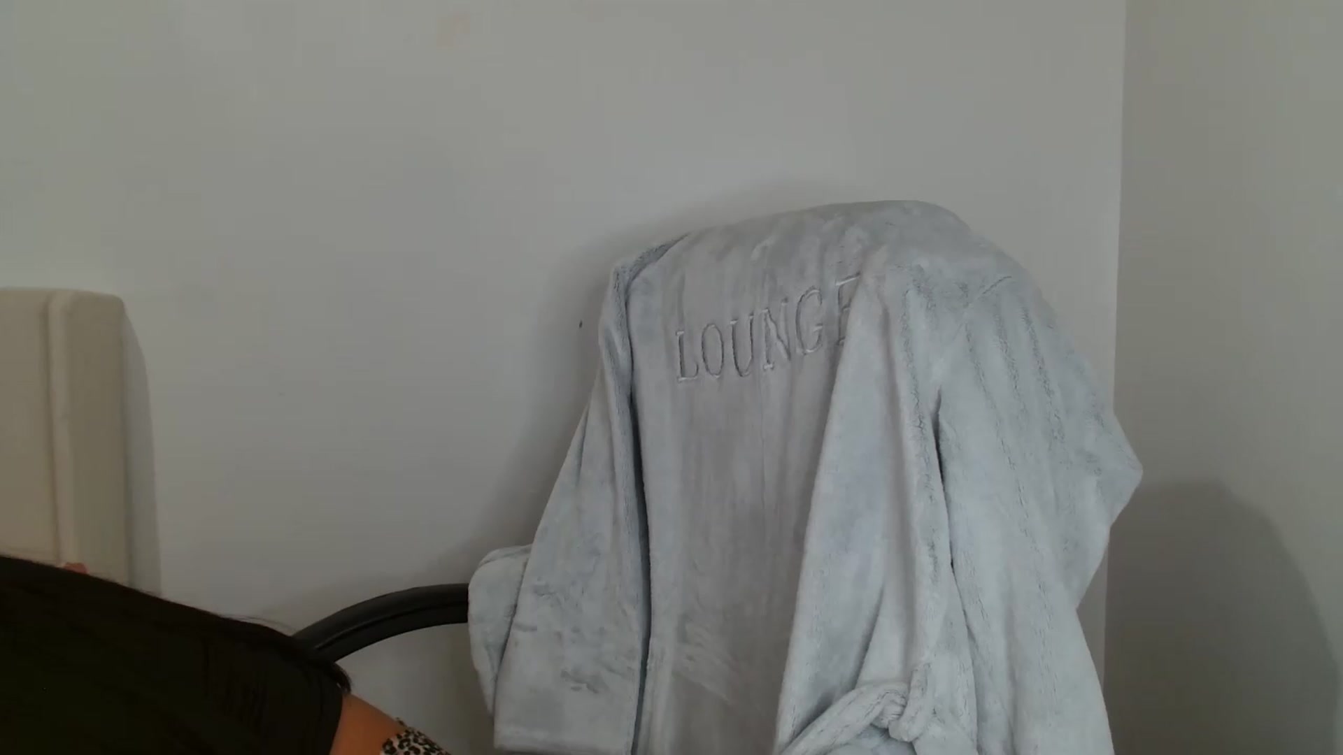 Gallery image thumbnail from ElleBloom's myfreecams stream on, 07/21/2026, 12:38 image 18 of 20