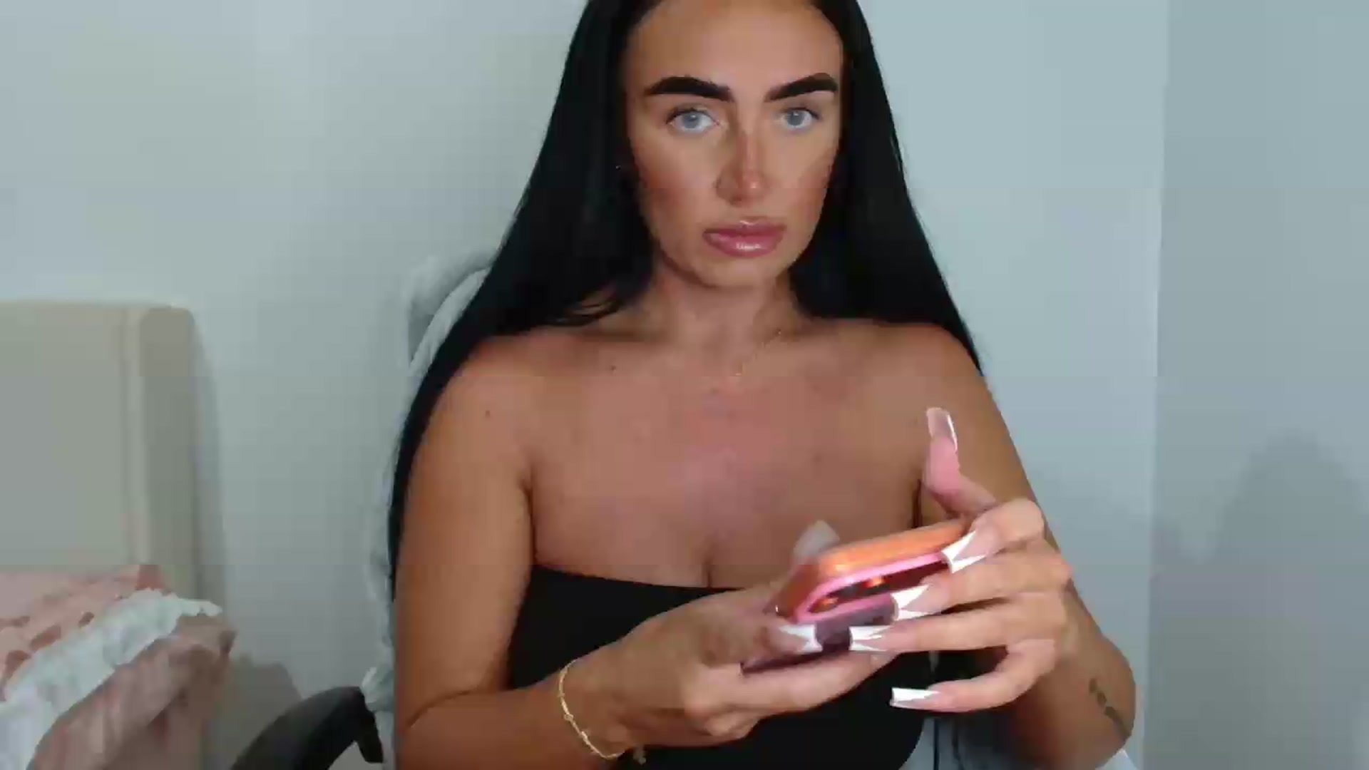 Gallery image thumbnail from ElleBloom's myfreecams stream on, 07/21/2026, 13:27 image 1 of 20