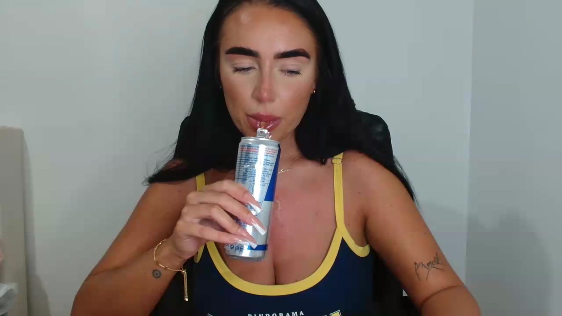 Gallery image thumbnail from ElleBloom's myfreecams stream on, 07/22/2026, 11:34 image 17 of 20